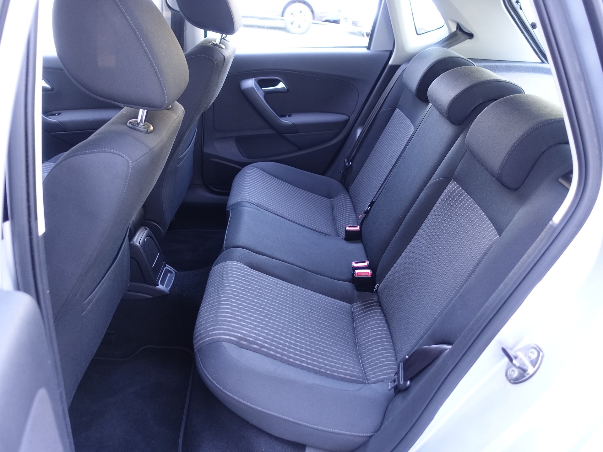 VW Polo 1.4 16V Trendline-image-12