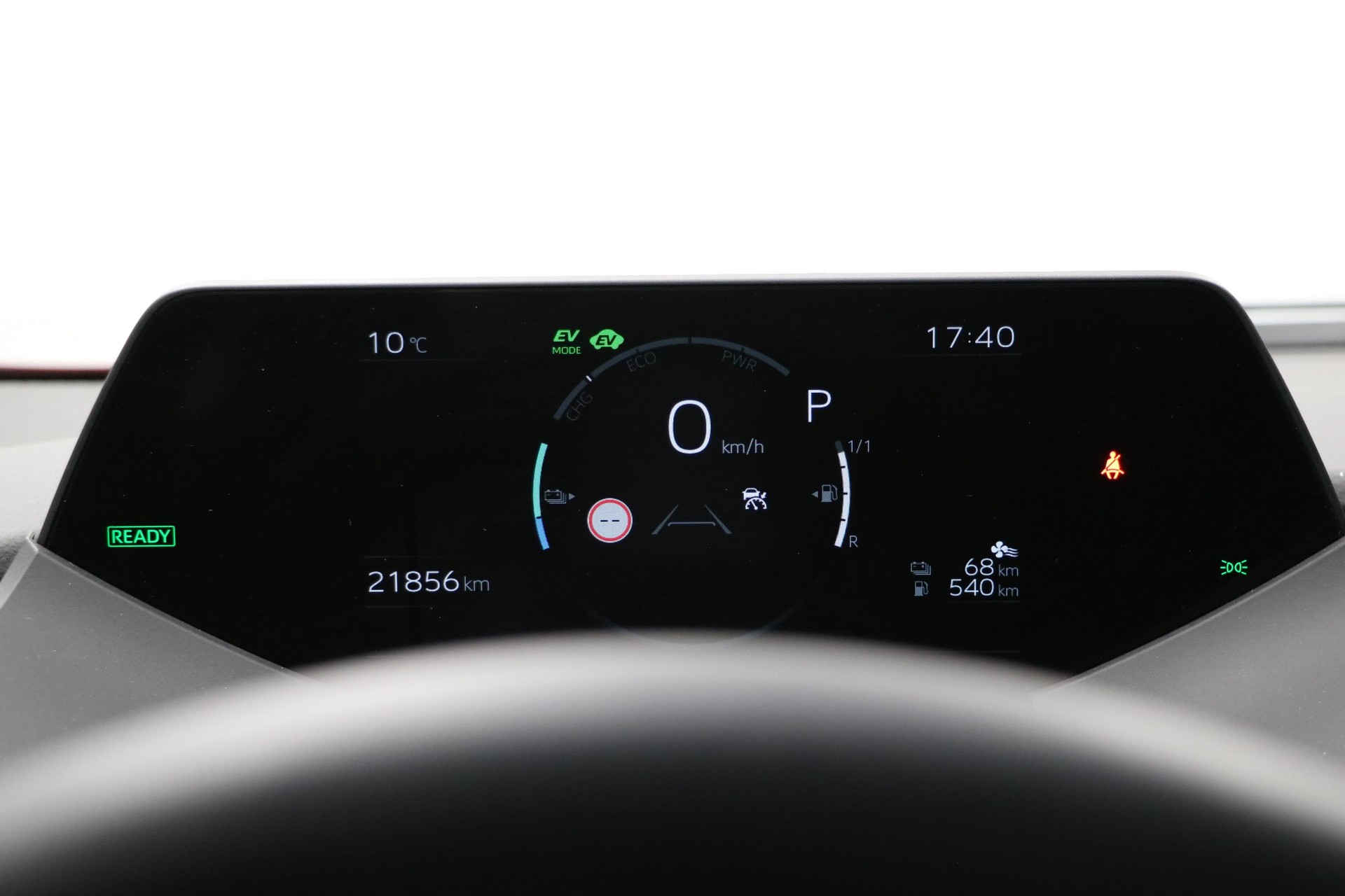 TOYOTA Prius 2.0 Plug-In-Hybrid Premium-image-8