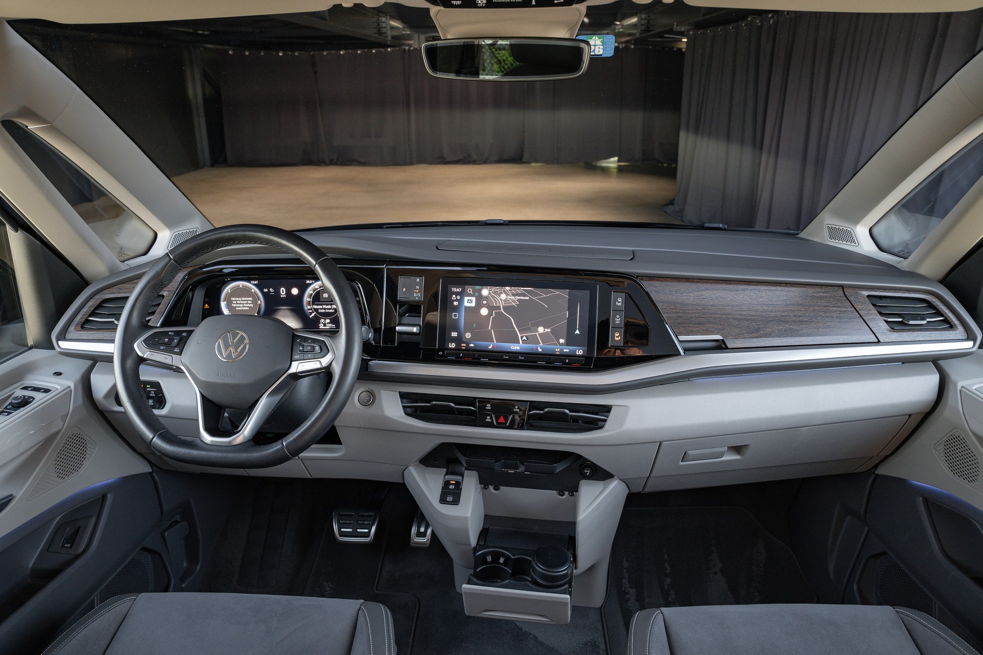 VW Multivan 2.0 TDI Style DSG Lang-image-14
