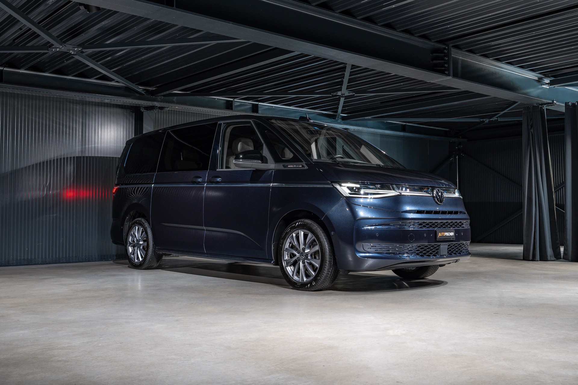 VW Multivan 2.0 TDI Style DSG Lang-image-5
