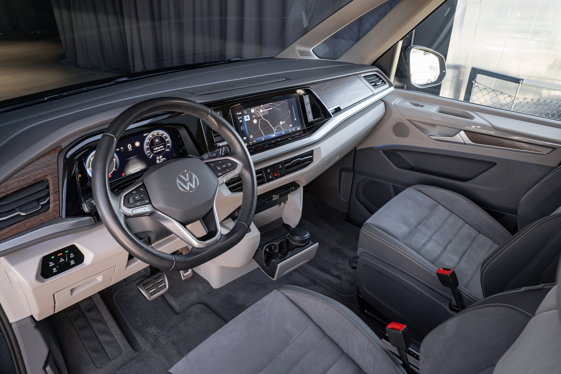 VW Multivan 2.0 TDI Style DSG Lang-image-12