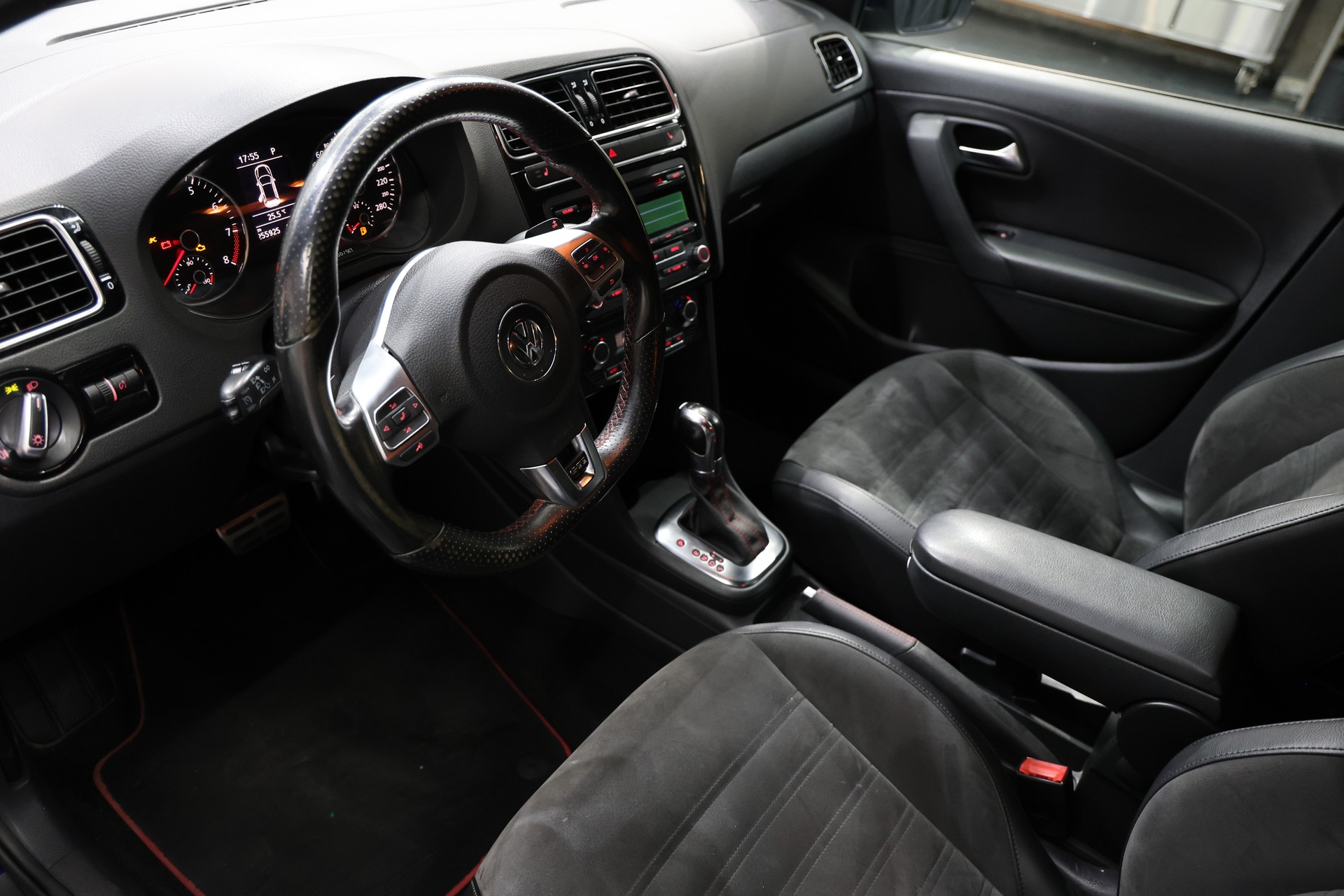 VW Polo 1.4 TSI GTI DSG Hagelschaden-image-5
