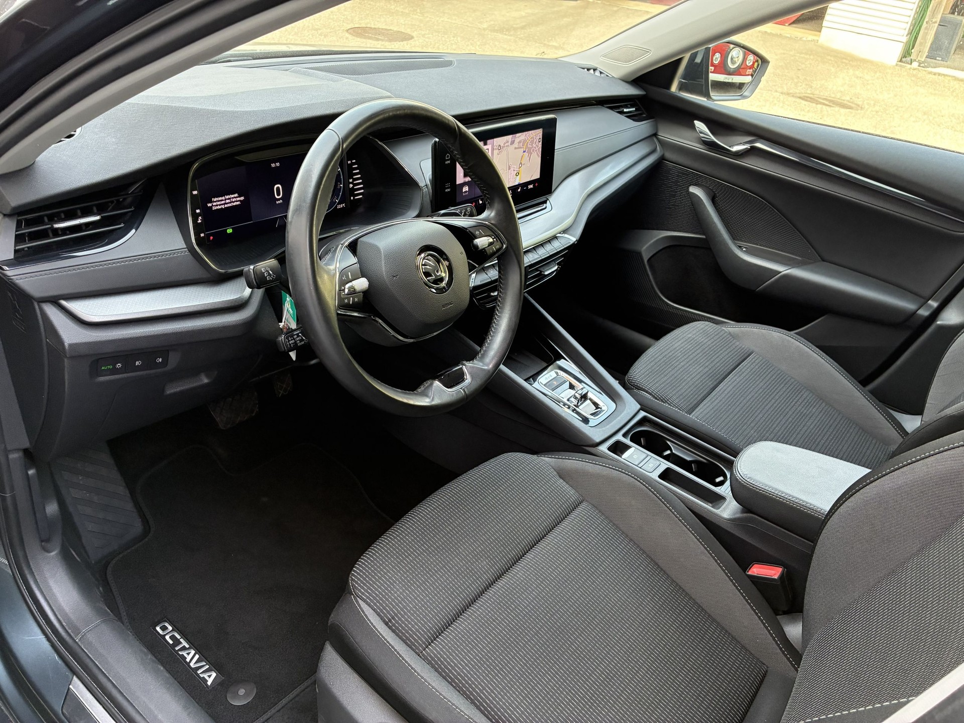SKODA Octavia Combi 2.0 TDI DSG Ambition 4x4-image-10