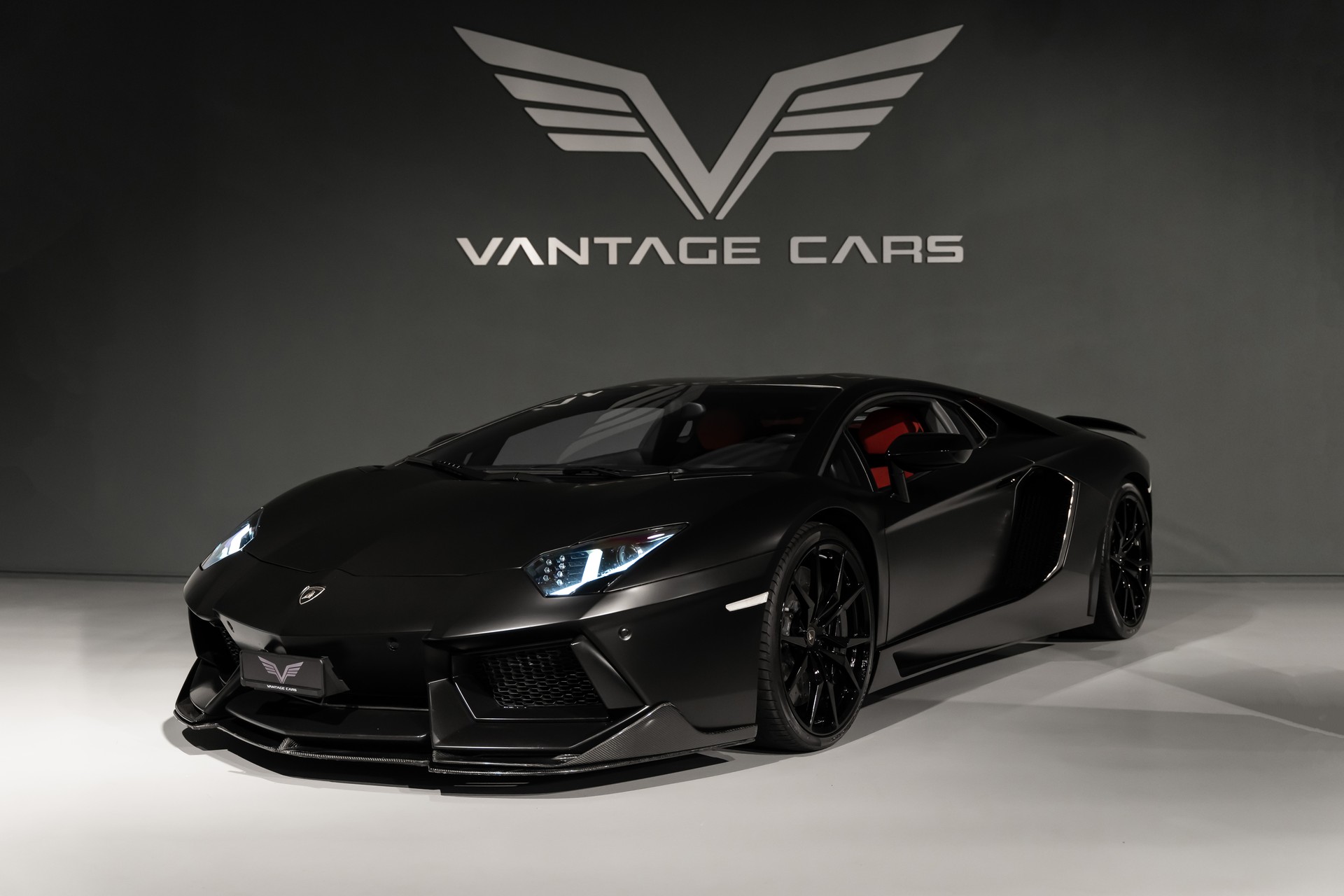 LAMBORGHINI Aventador LP700-4 Coupé E-Gear