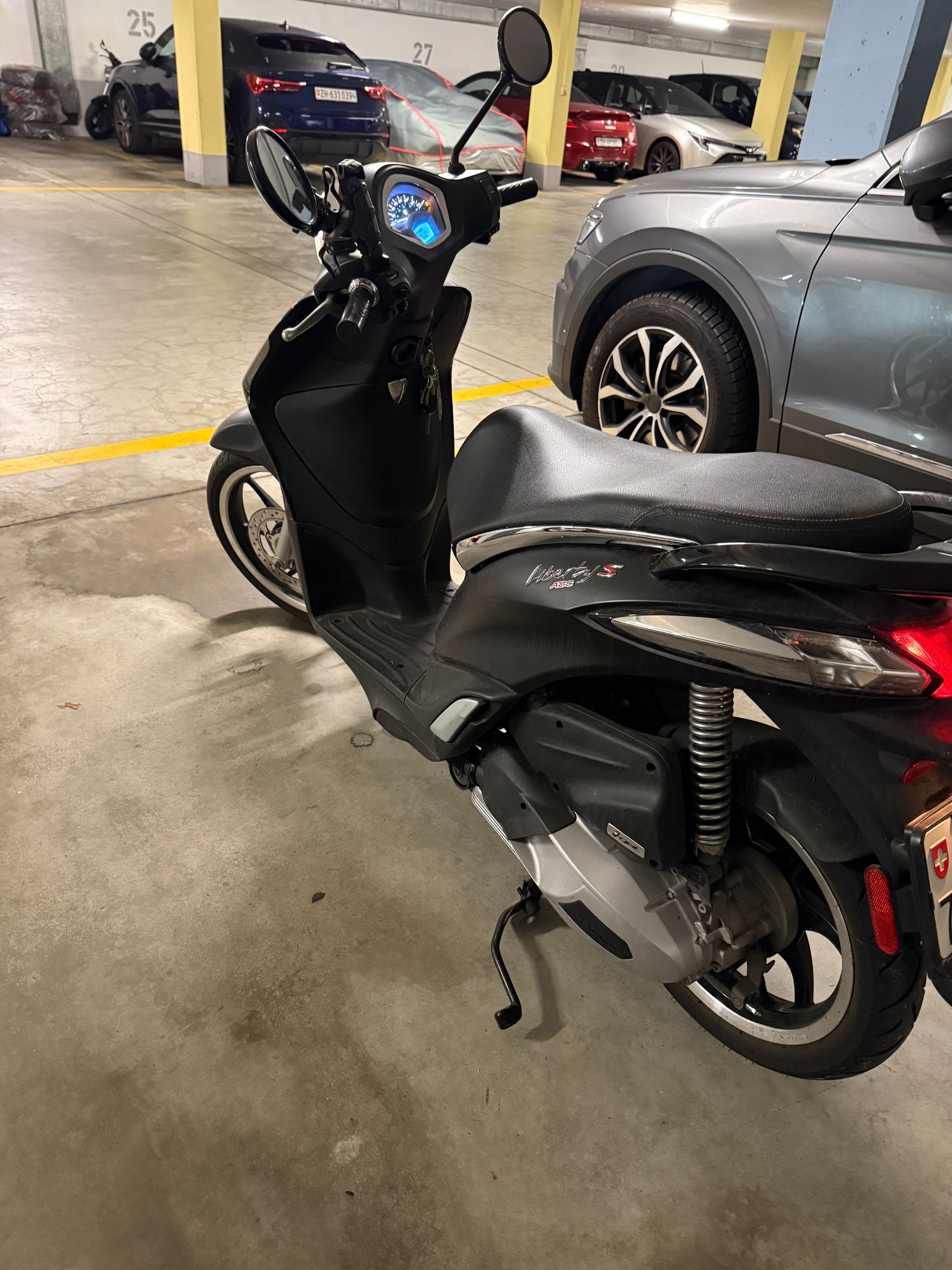 PIAGGIO Liberty 125 iGet ABS-image-2