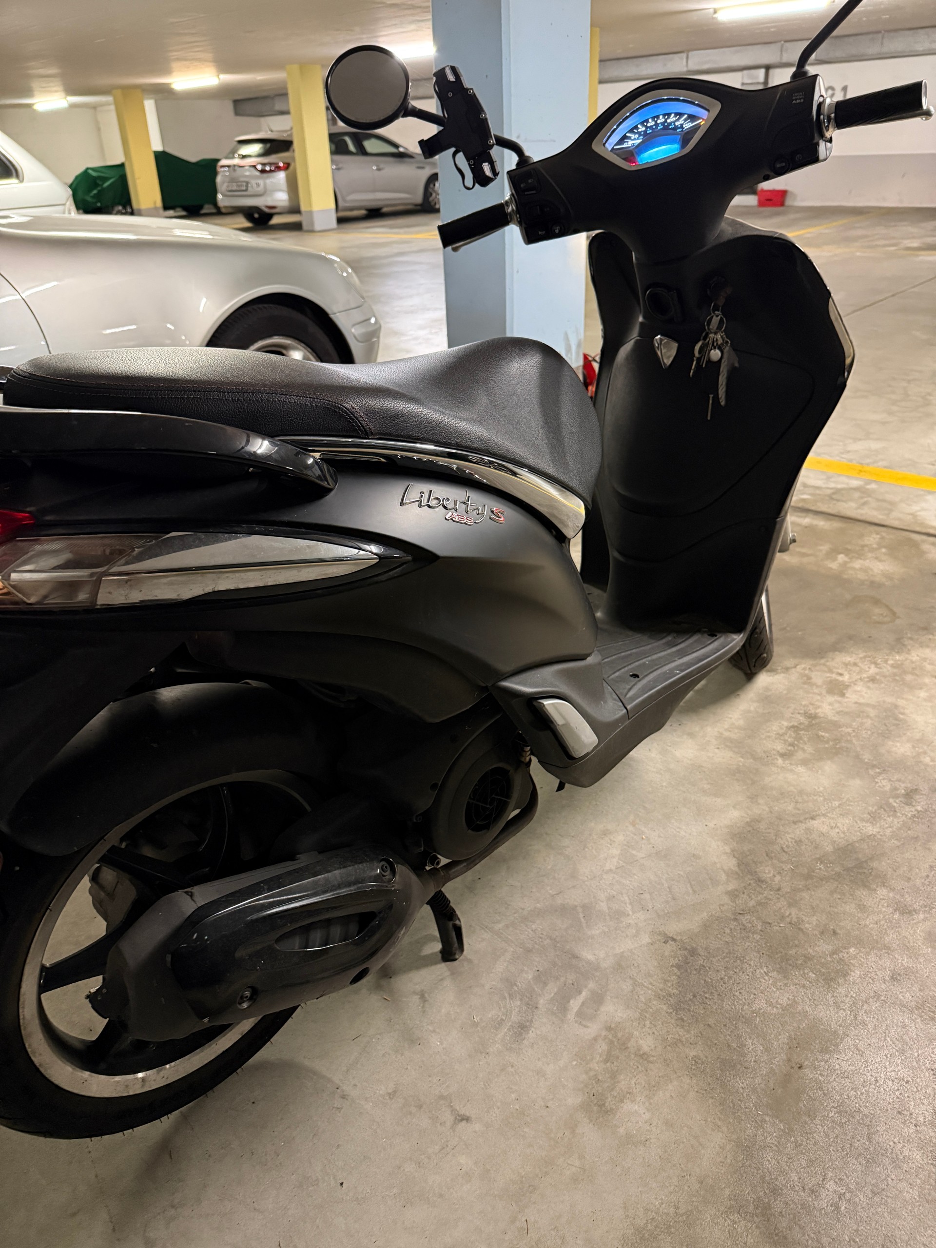 PIAGGIO Liberty 125 iGet ABS-image-3