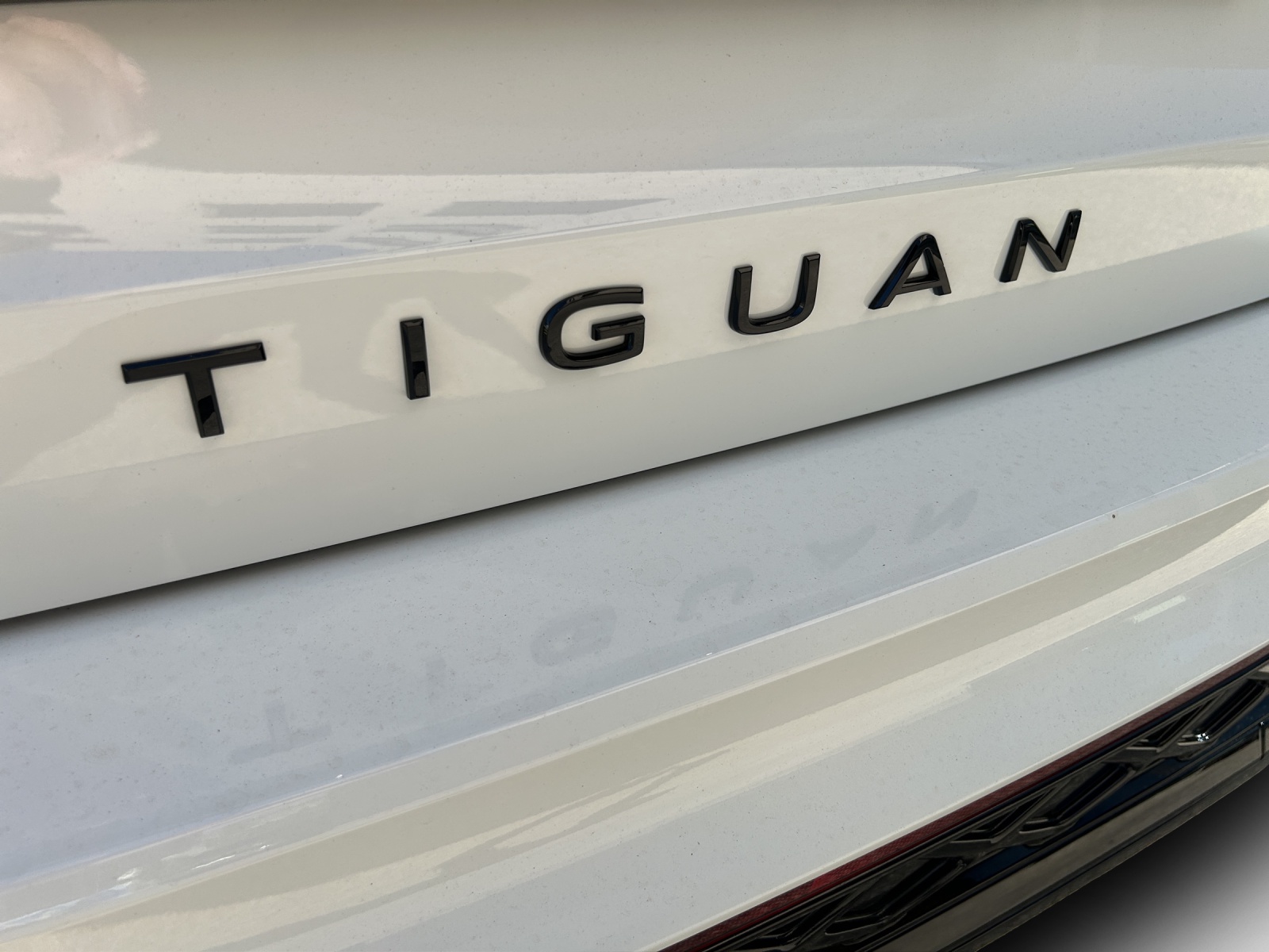VW Tiguan 2.0 TSI DSG R-Line Plus 4Motion-image-14