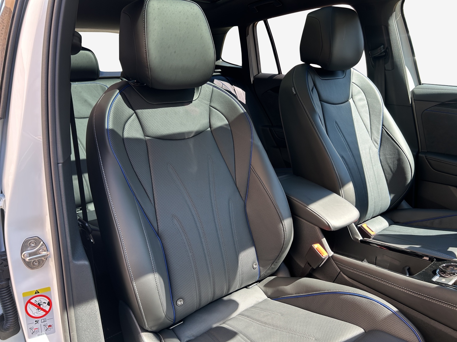 VW Tiguan 2.0 TSI DSG R-Line Plus 4Motion-image-13