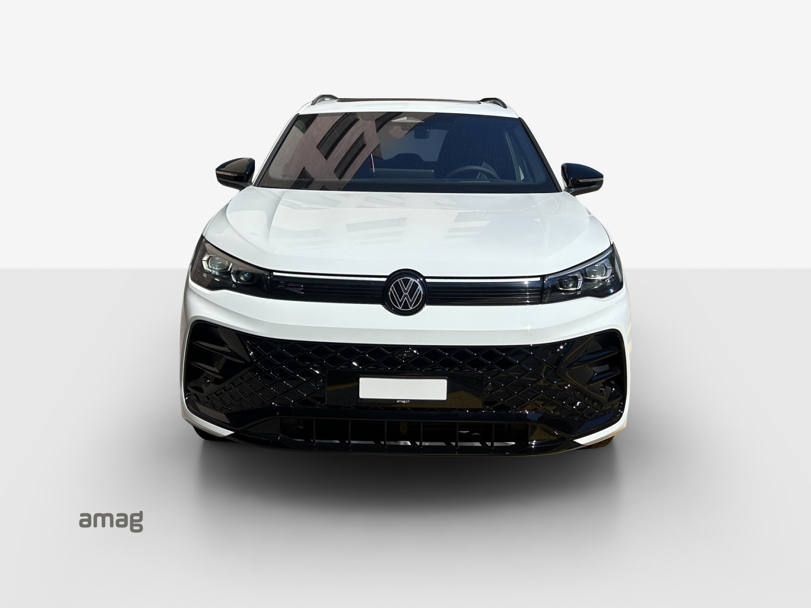 VW Tiguan 2.0 TSI DSG R-Line Plus 4Motion-image-6