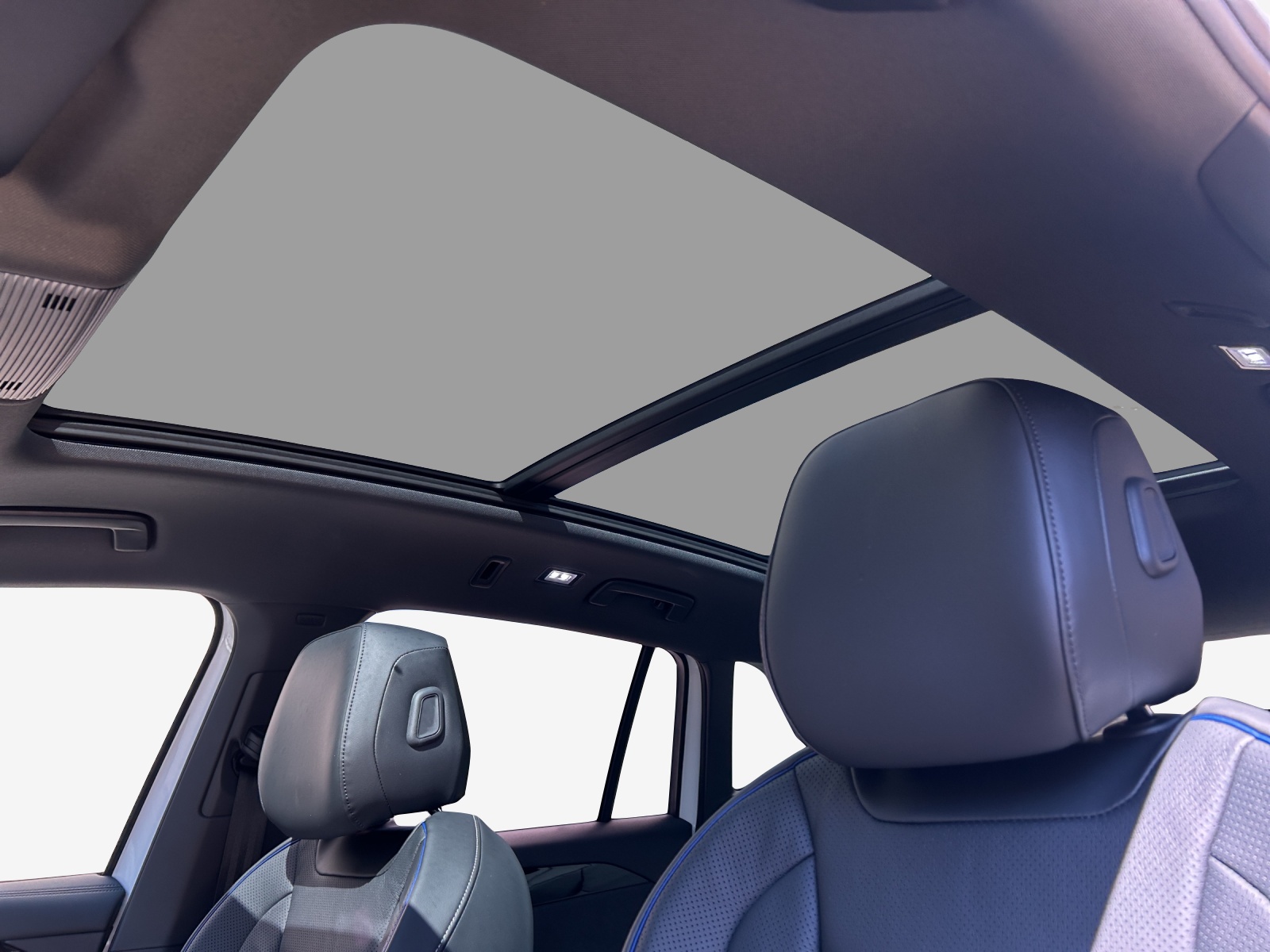 VW Tiguan 2.0 TSI DSG R-Line Plus 4Motion-image-15
