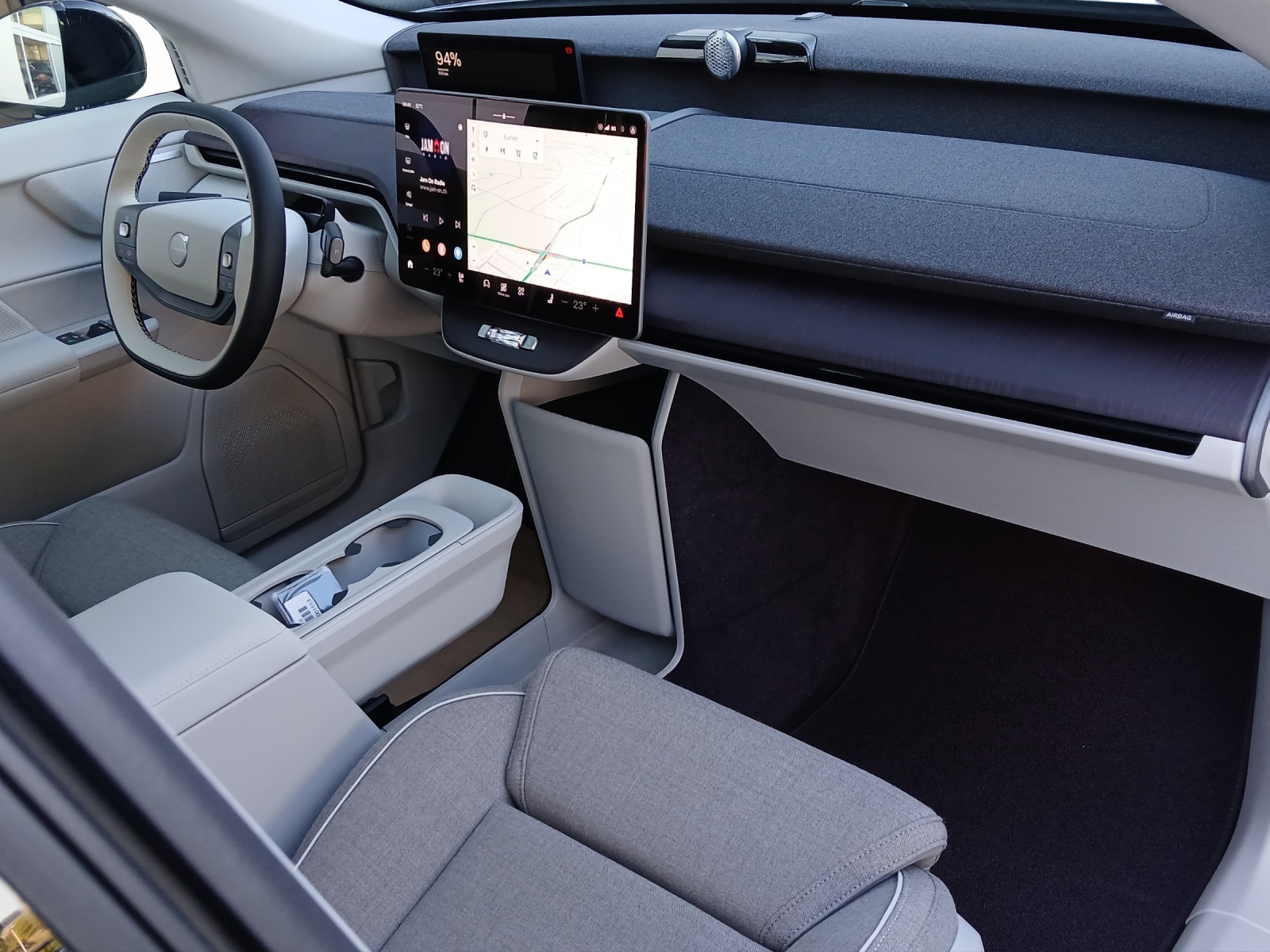 VOLVO EX60 Twin Ultra AWD-image-10