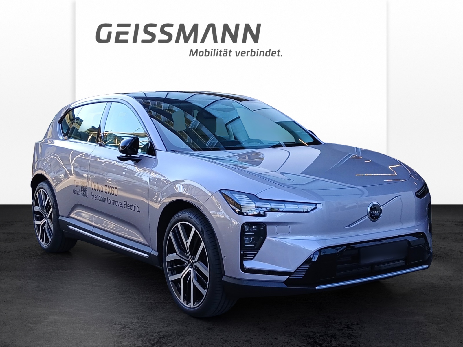 VOLVO EX60 Twin Ultra AWD-showroom-element-1