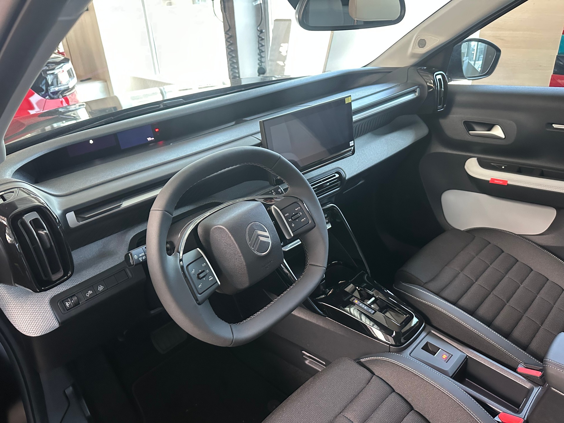 CITROEN e-C3 Aircross 54kWh Max-image-7