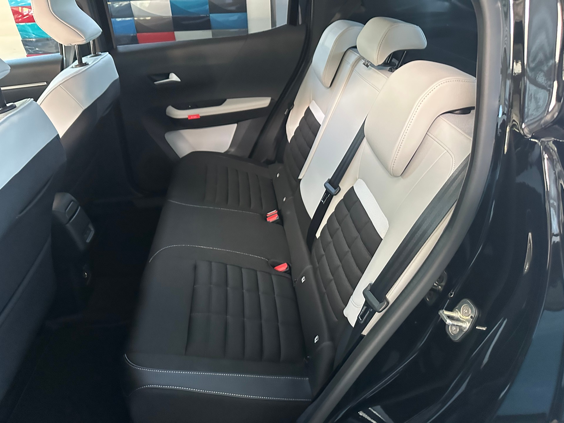 CITROEN e-C3 Aircross 54kWh Max-image-5
