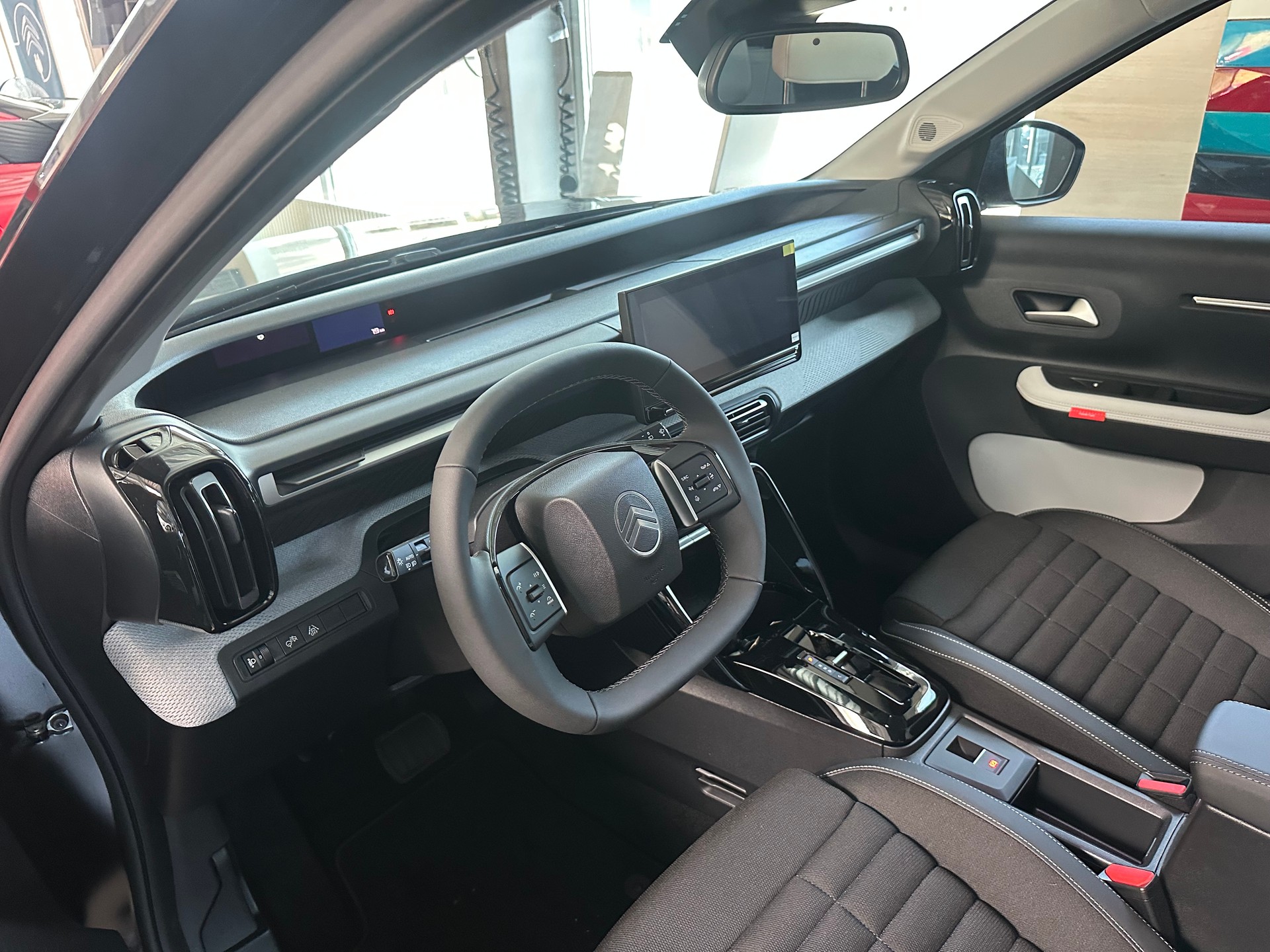 CITROEN e-C3 Aircross 54kWh Max-image-6