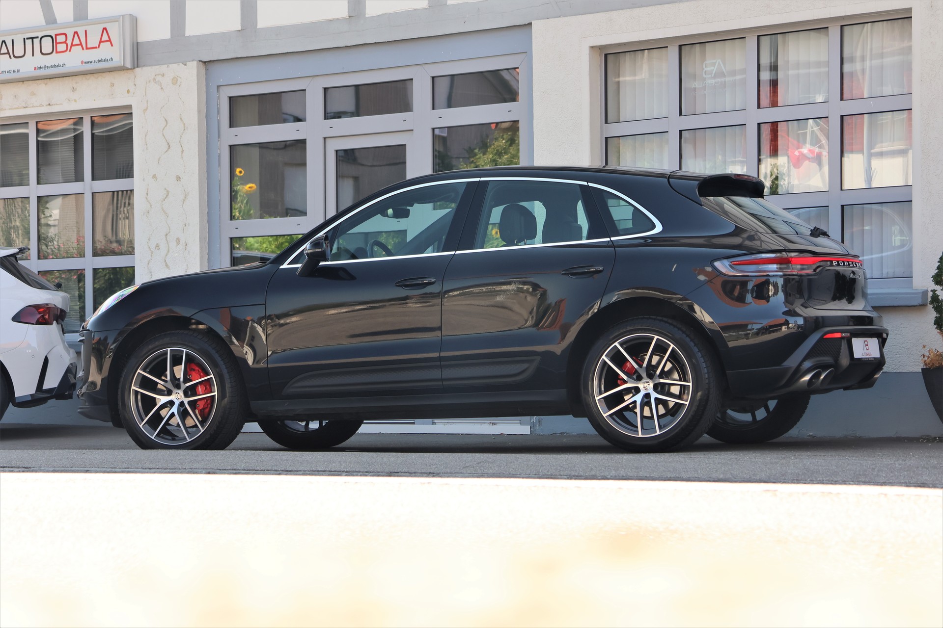 PORSCHE Macan S PDK (CH) 380PS-showroom-element-3