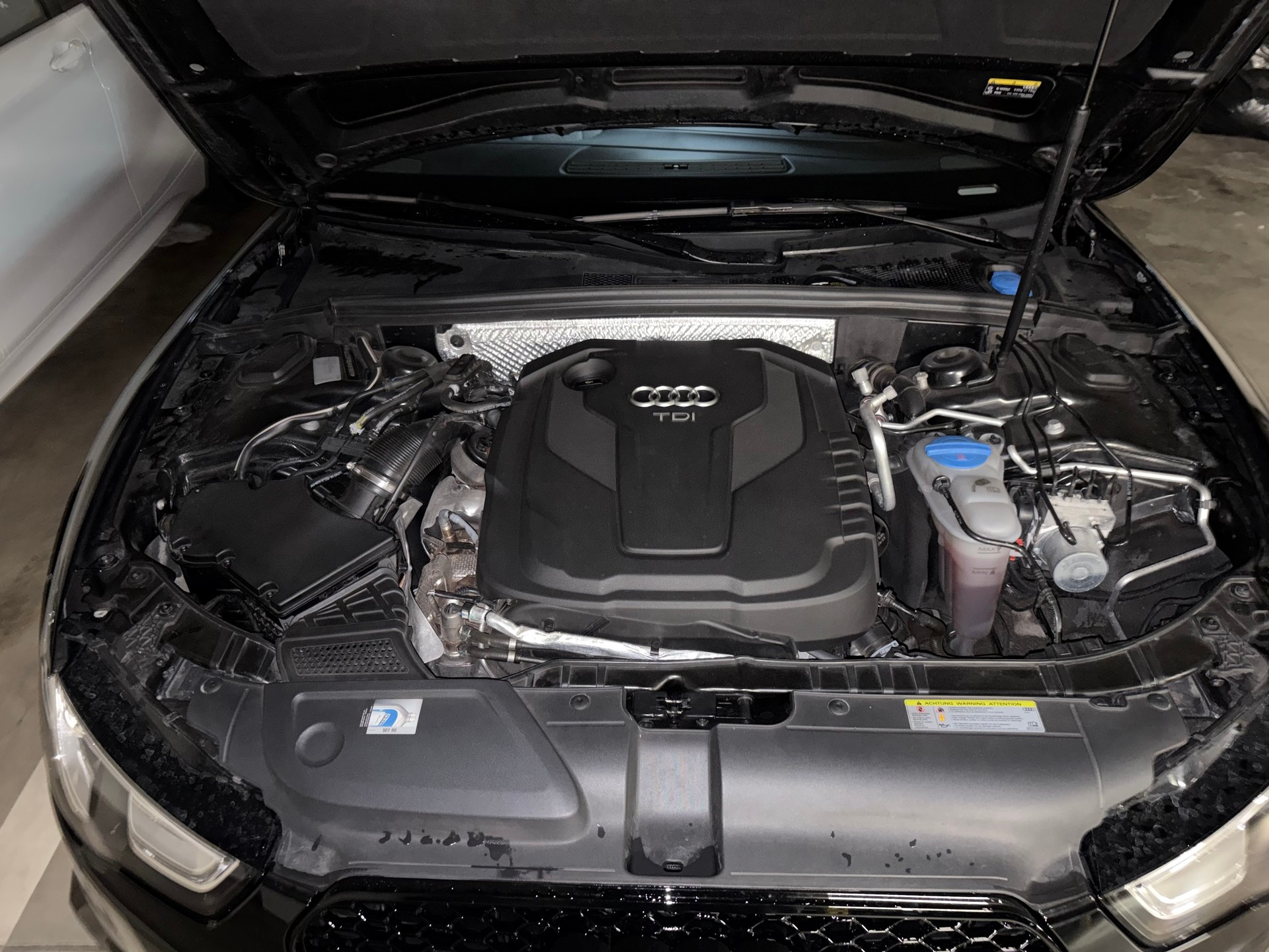 AUDI 2.0 TDI quattro S-Tronic-image-7