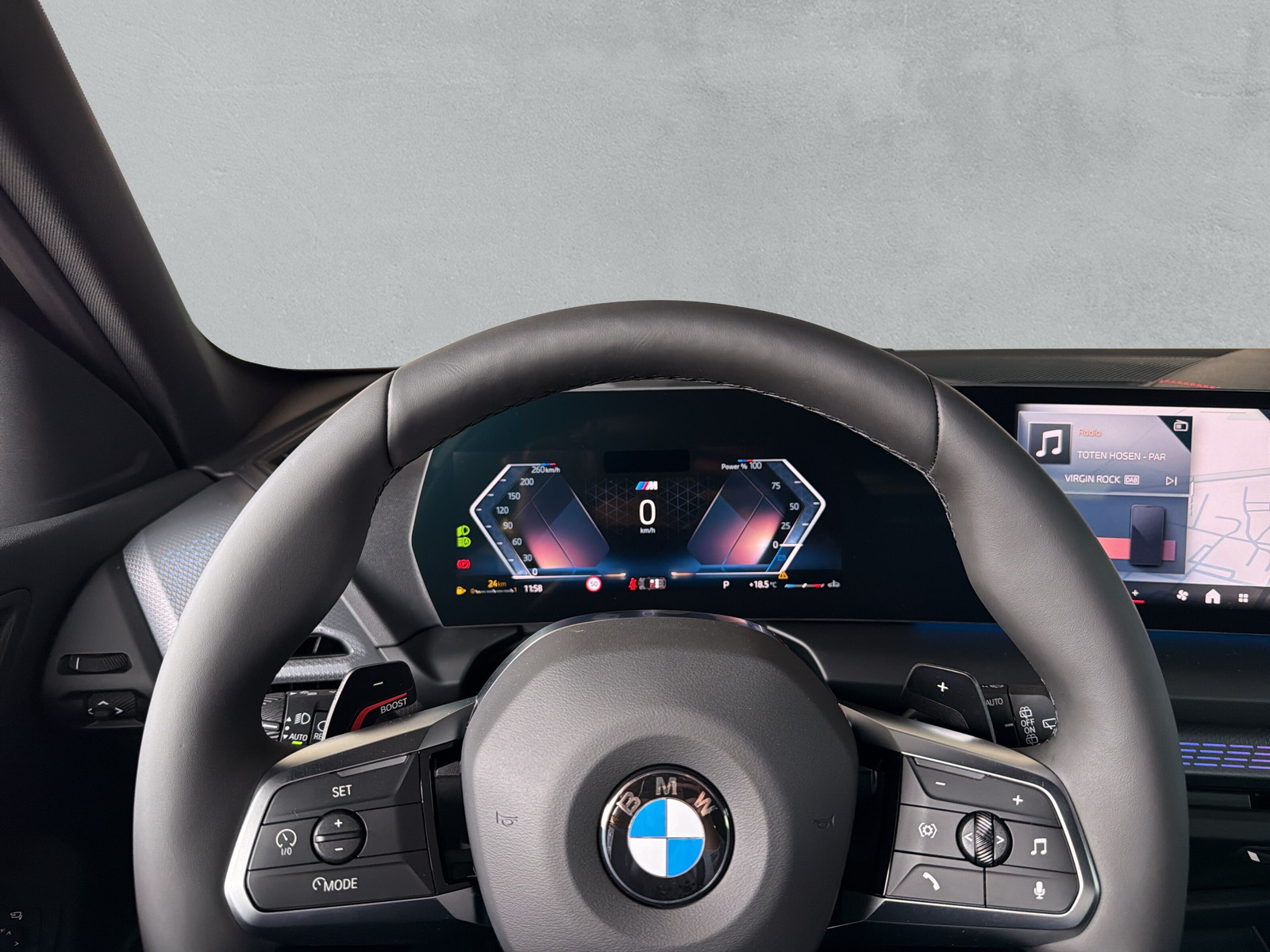 BMW 123 xDrive M Sport Pro Steptronic-image-22