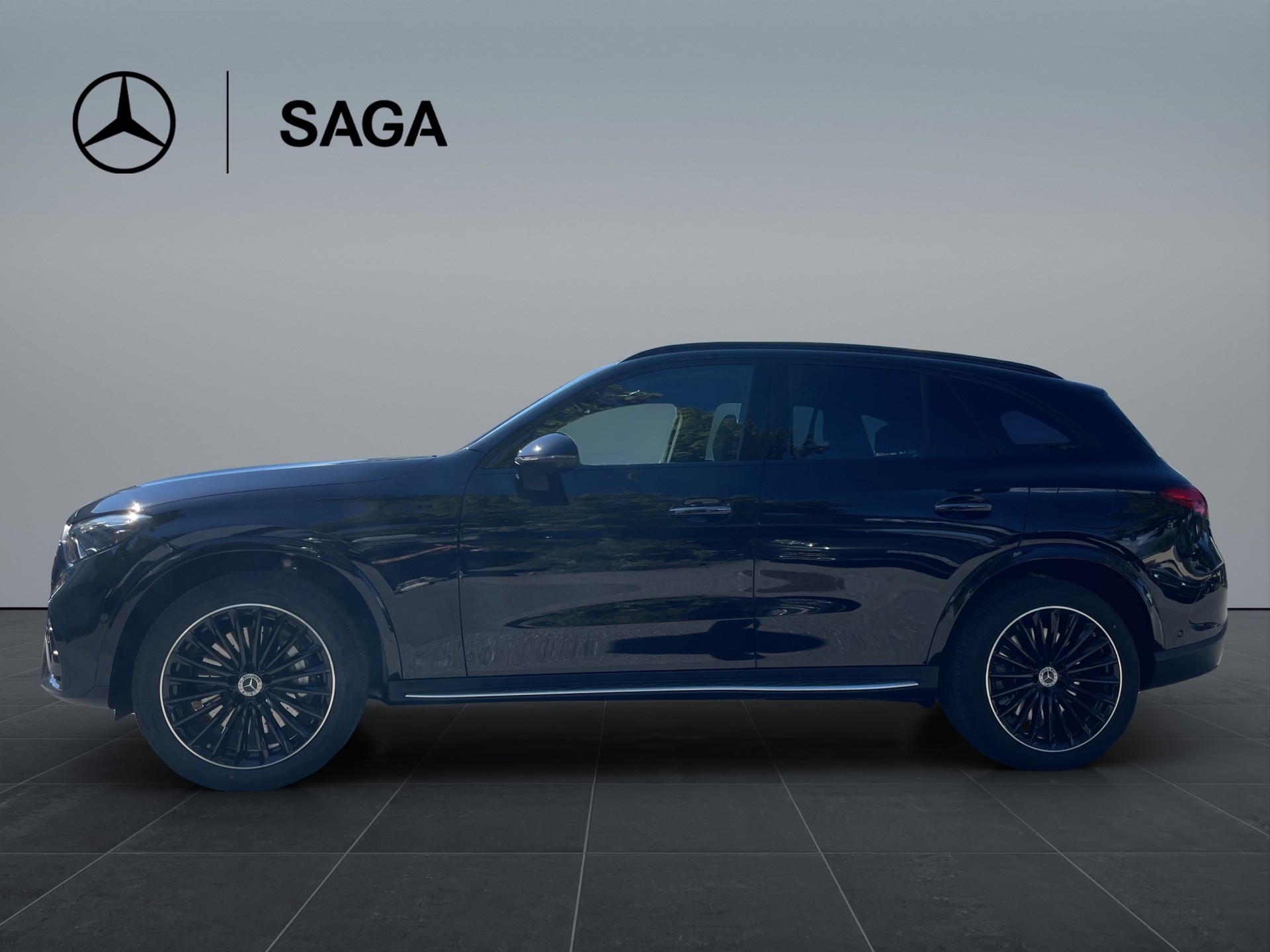 MERCEDES-BENZ GLC 300 de 4Matic EQ Star 9G-Tronic-showroom-element-3