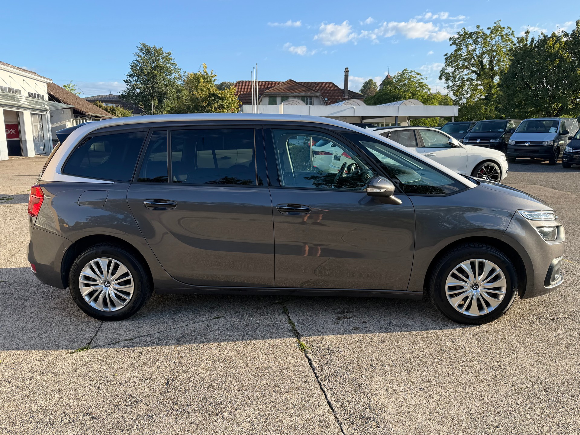 CITROEN Grand C4 Picasso 1.6 BlueHDi Feel EAT6-image-4