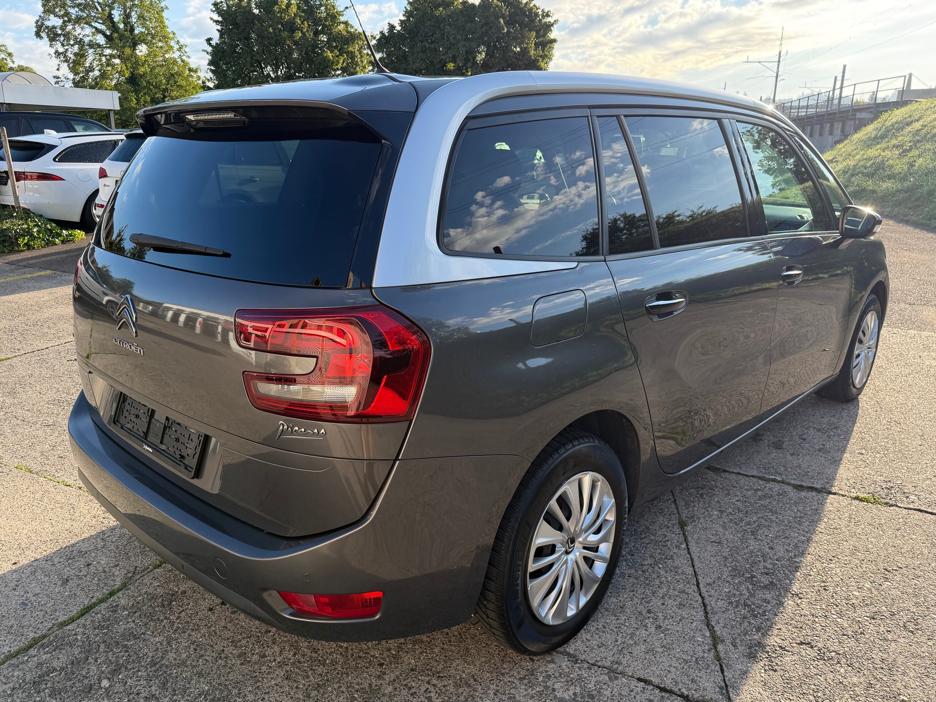 CITROEN Grand C4 Picasso 1.6 BlueHDi Feel EAT6-showroom-element-3