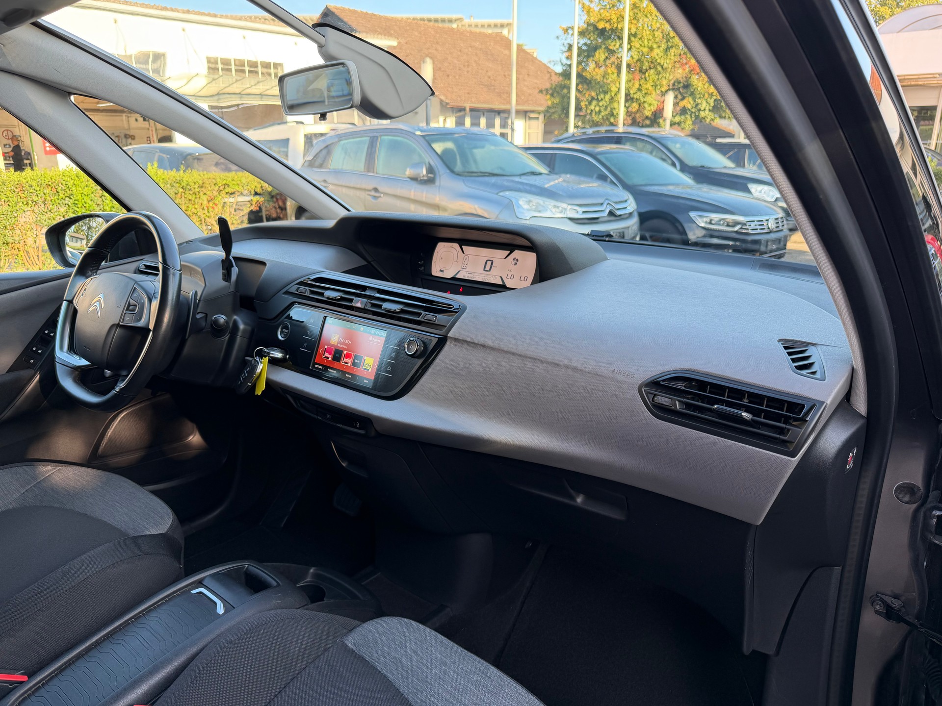 CITROEN Grand C4 Picasso 1.6 BlueHDi Feel EAT6-image-15