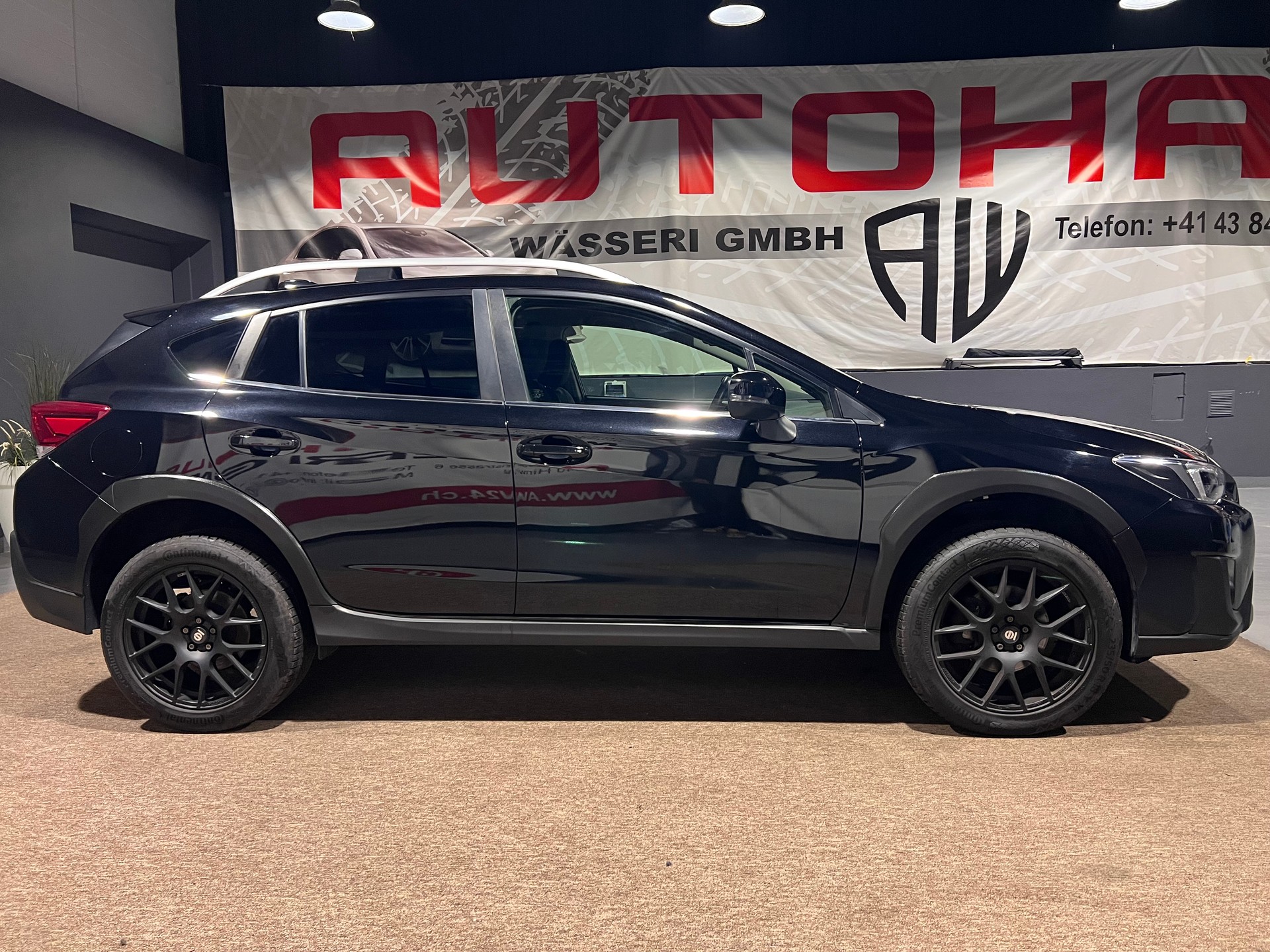 SUBARU XV 2.0 Swiss Plus AWD Lineartronic-showroom-element-1