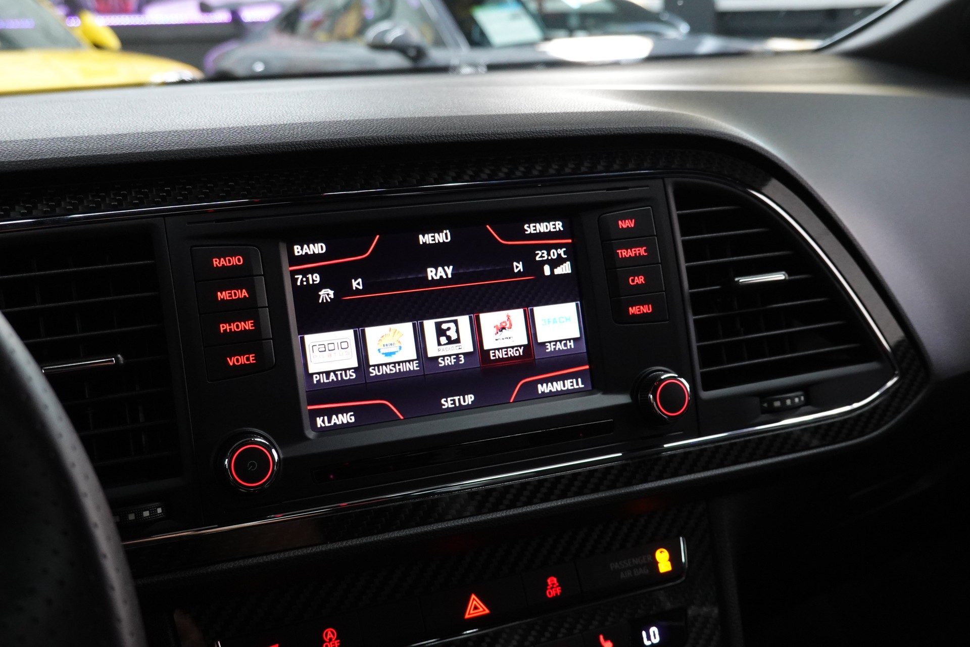 SEAT LEON SC 2.0 TSI CUPRA 280 DSG BULL-X CH-FZ NEUWERTIG VIEL ZUBEHÖR-image-31