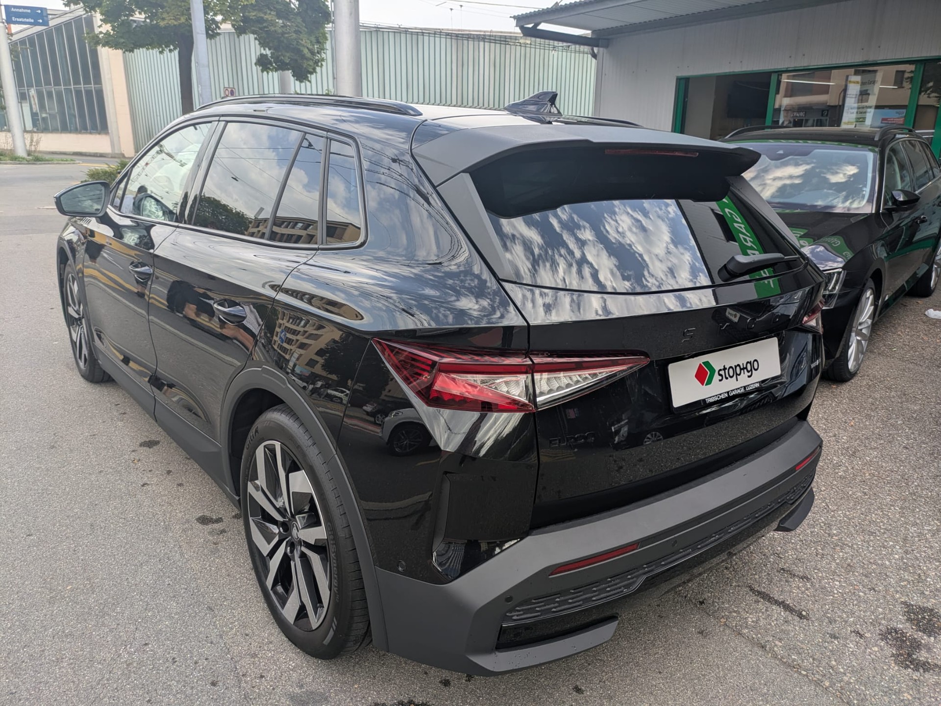 SKODA Elroq 85x Sportline 4x4-image-7
