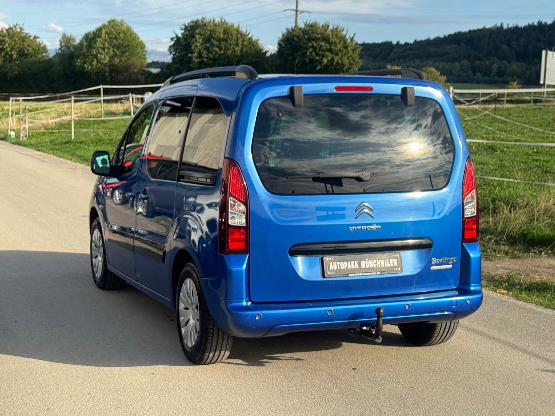 CITROEN Berlingo 1.6 16V Exclusive-image-3