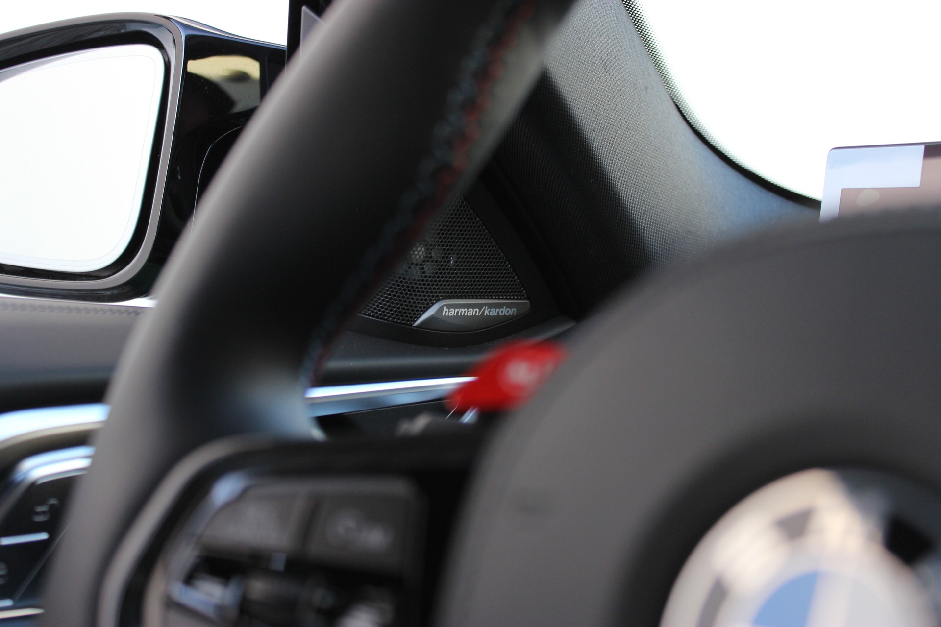BMW M4 Coupé Competition M xDrive *ISLE OF MAN GRÜN METALLIC*-image-12