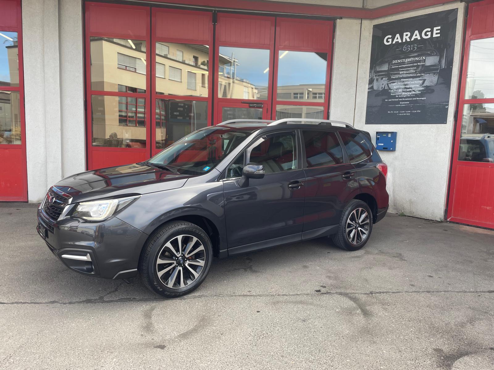 SUBARU Forester 2.0i Executive Lineartronic