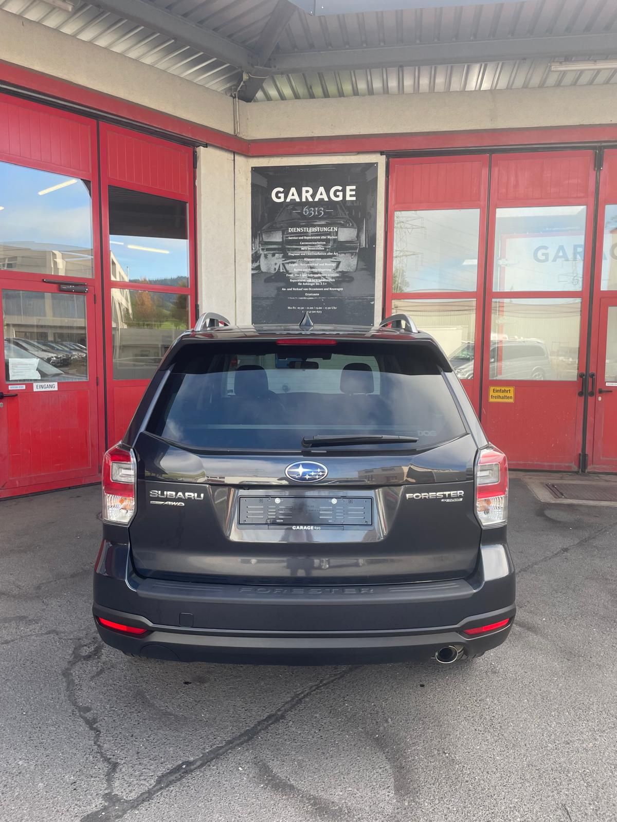 SUBARU Forester 2.0i Executive Lineartronic-showroom-element-2