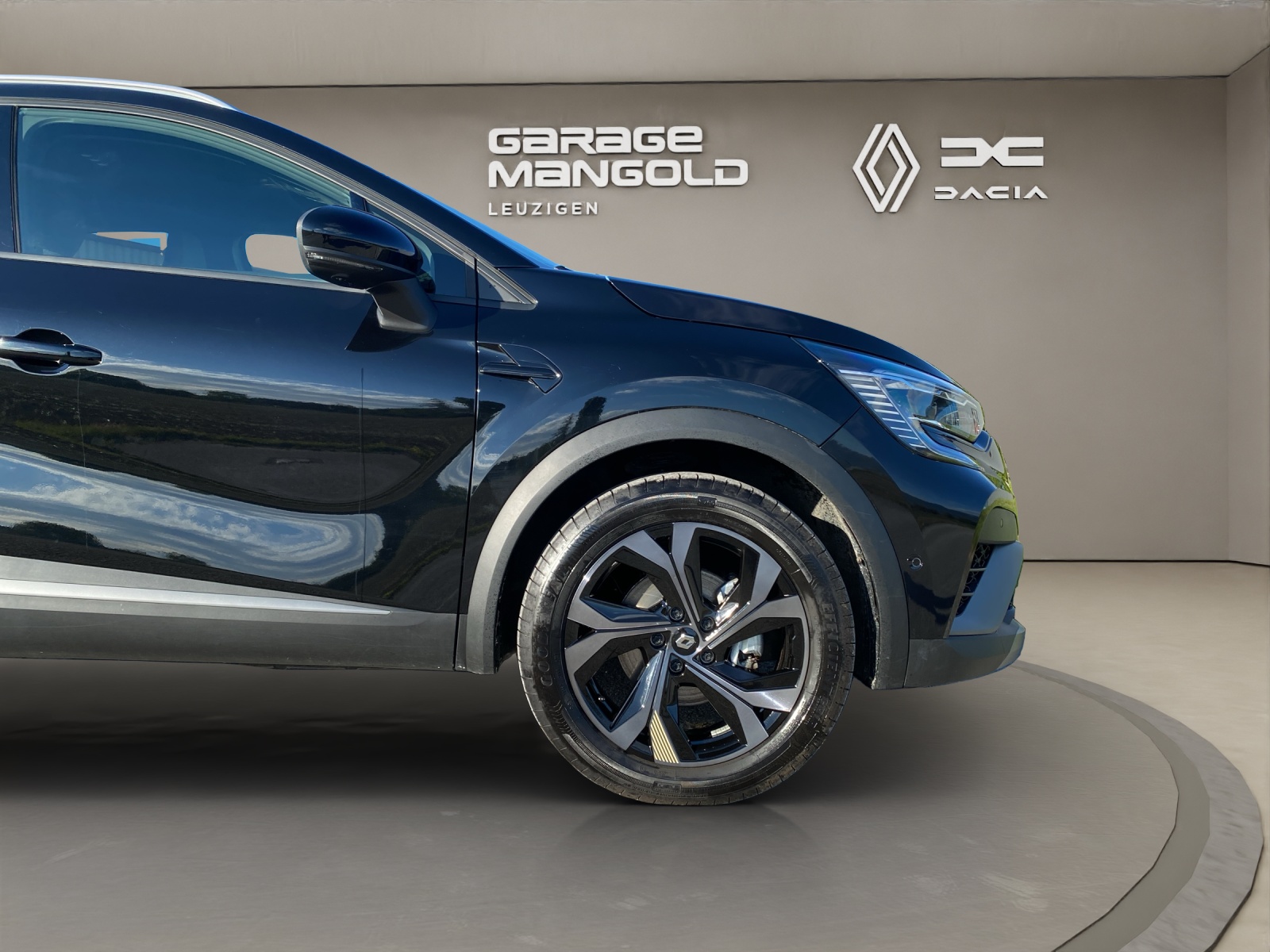 RENAULT Captur 1.6 E-Tech 145 E-Tech Engineered DHT-image-13