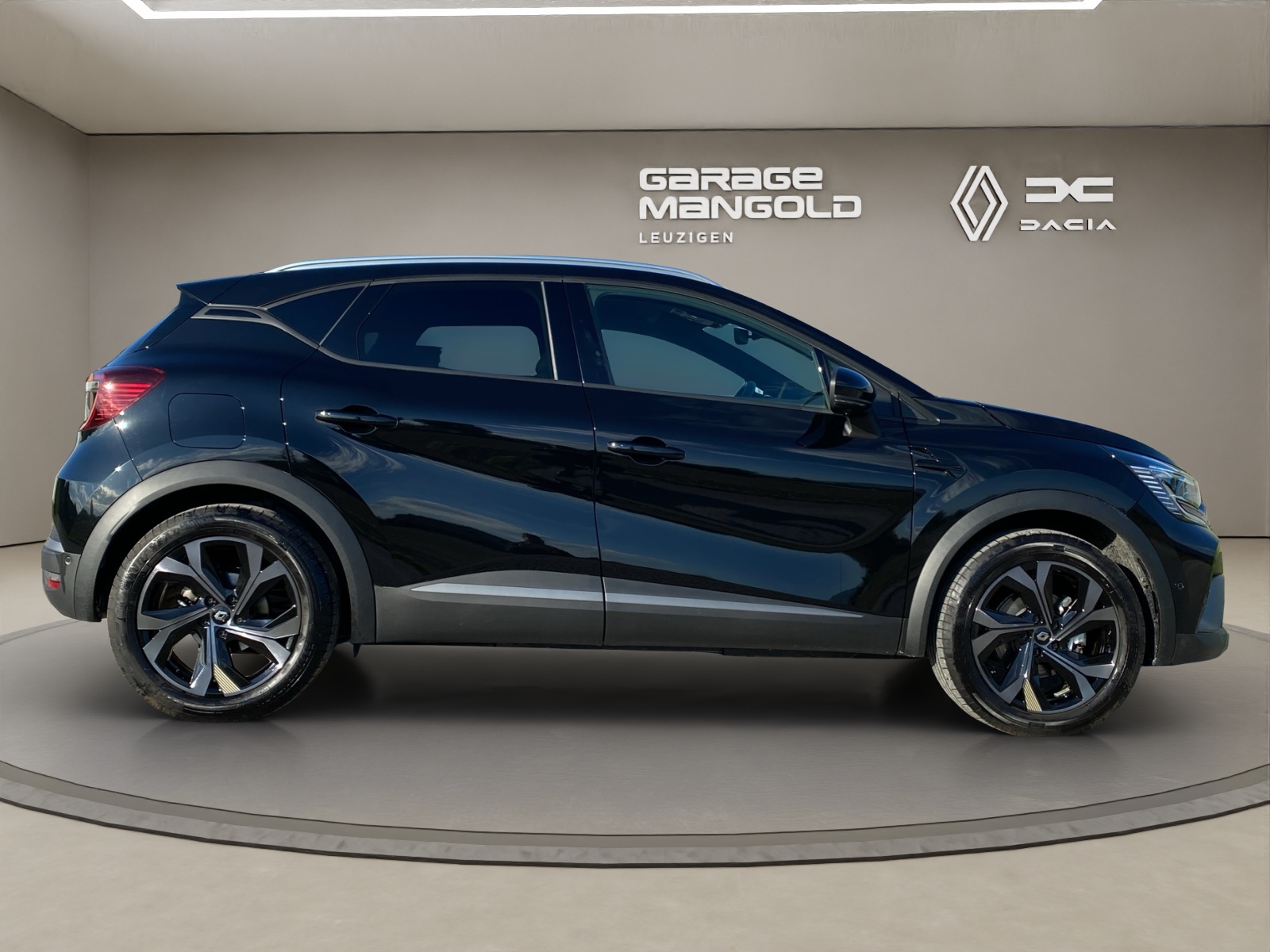 RENAULT Captur 1.6 E-Tech 145 E-Tech Engineered DHT-image-4