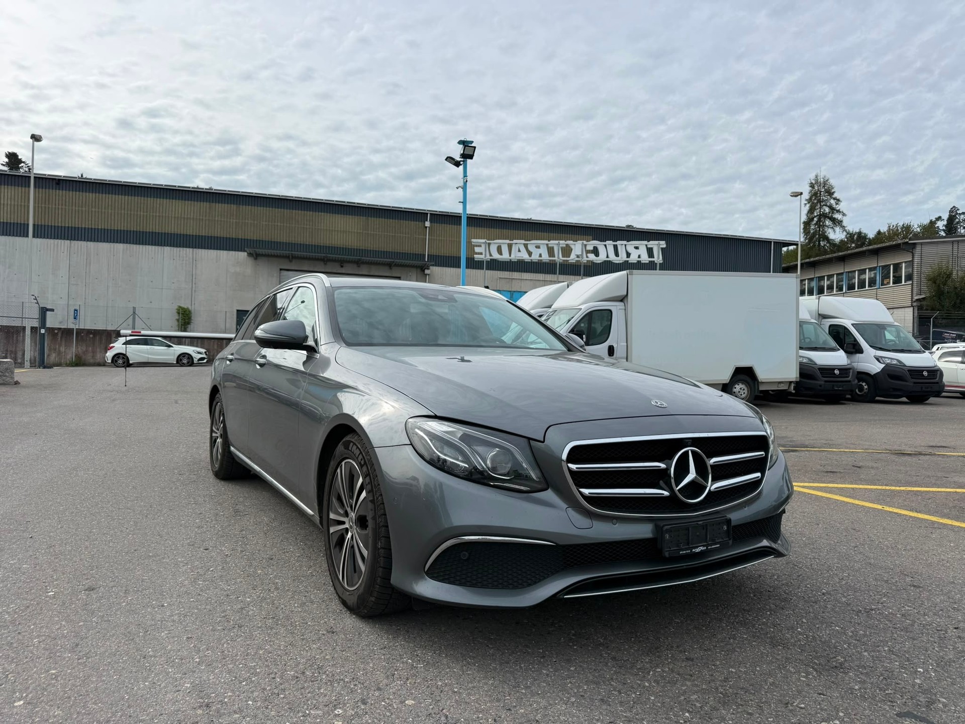 MERCEDES-BENZ E 220 d Avantgarde 4Matic 9G-Tronic