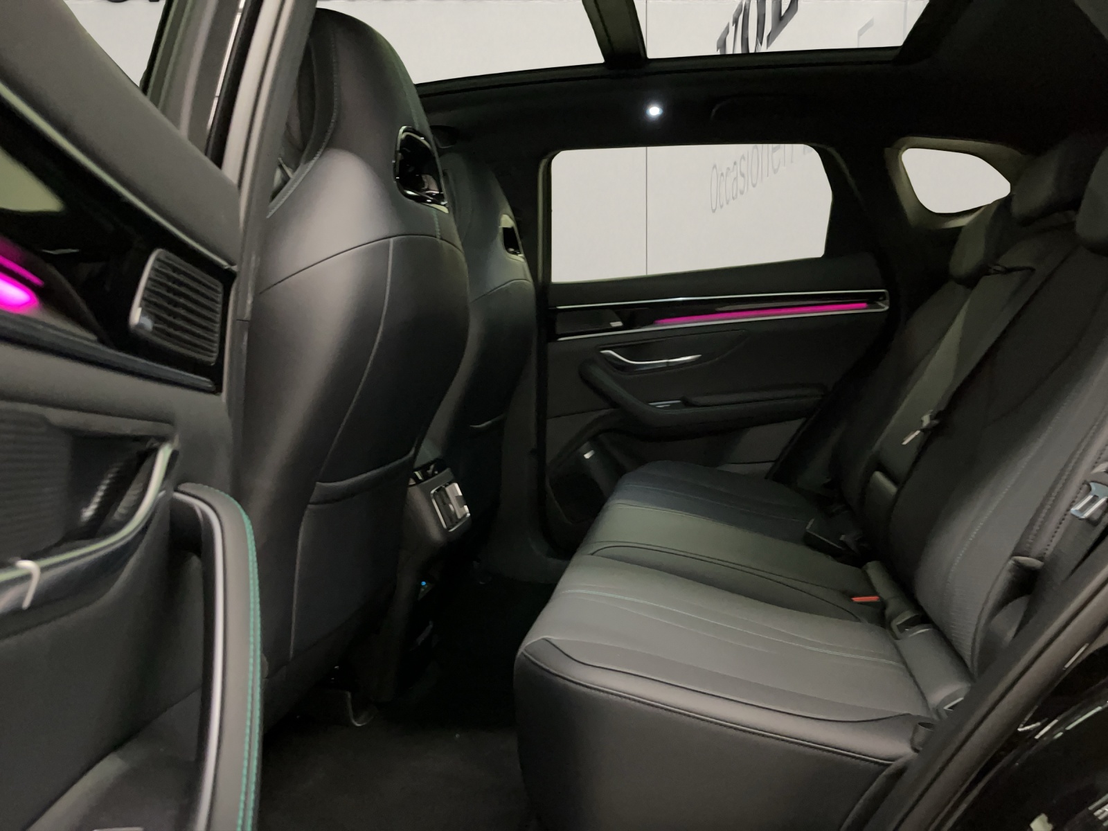 BYD Seal U DM-i Design AWD-image-13