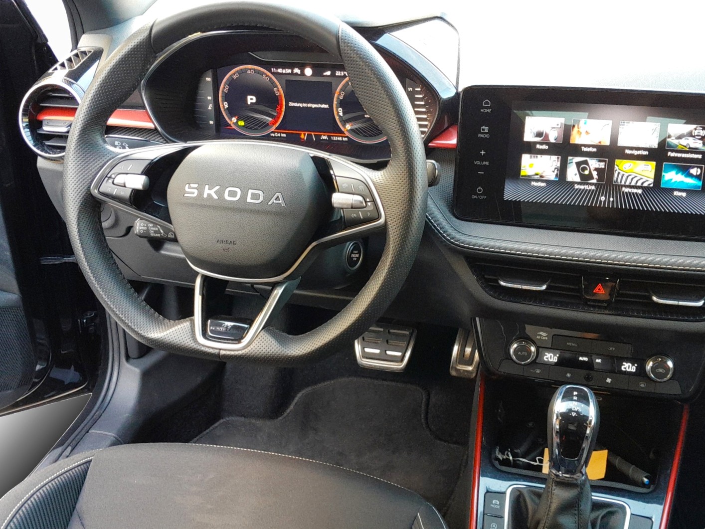SKODA Fabia 1.5 TSI Monte Carlo DSG-image-8