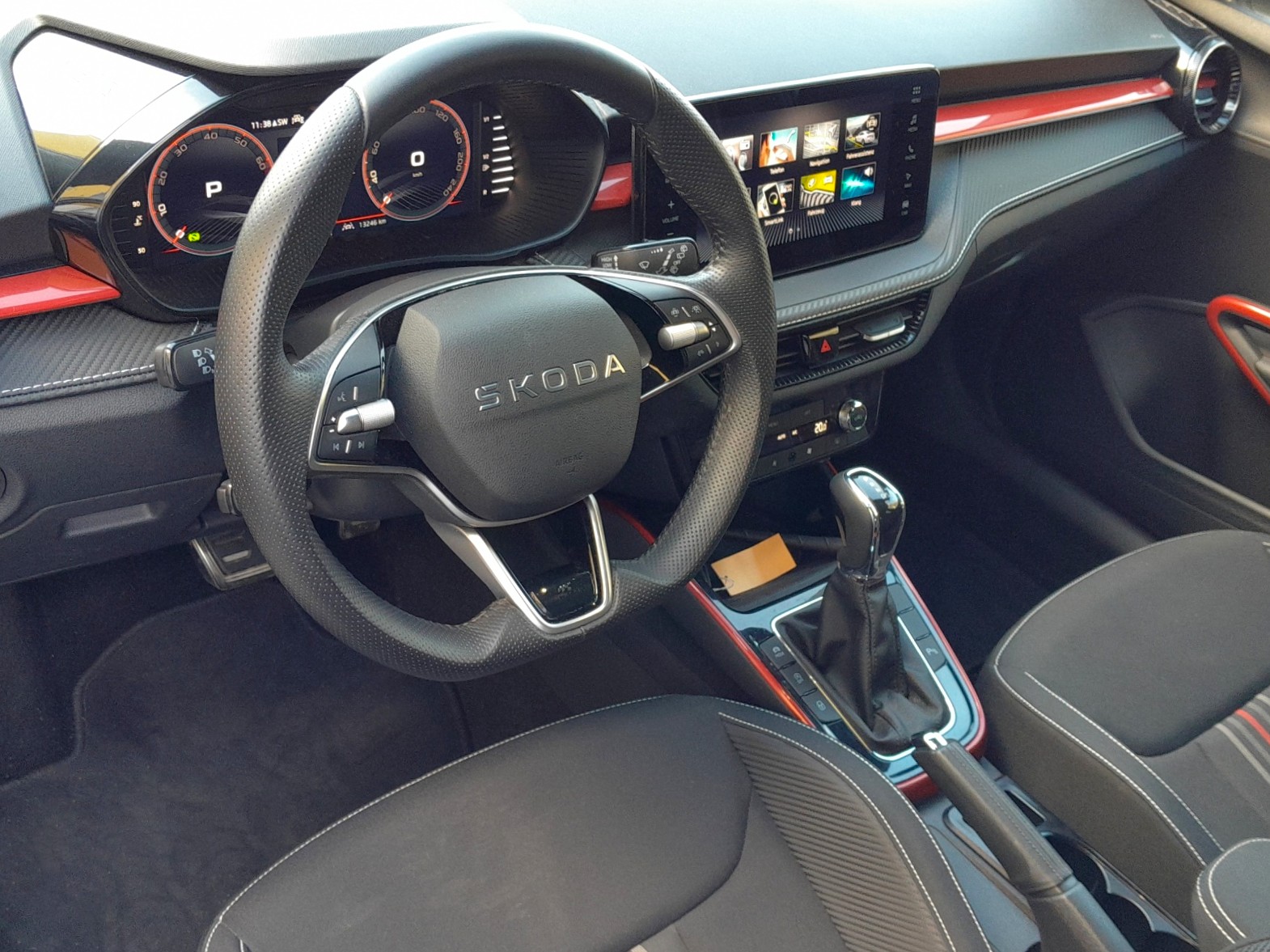 SKODA Fabia 1.5 TSI Monte Carlo DSG-image-7