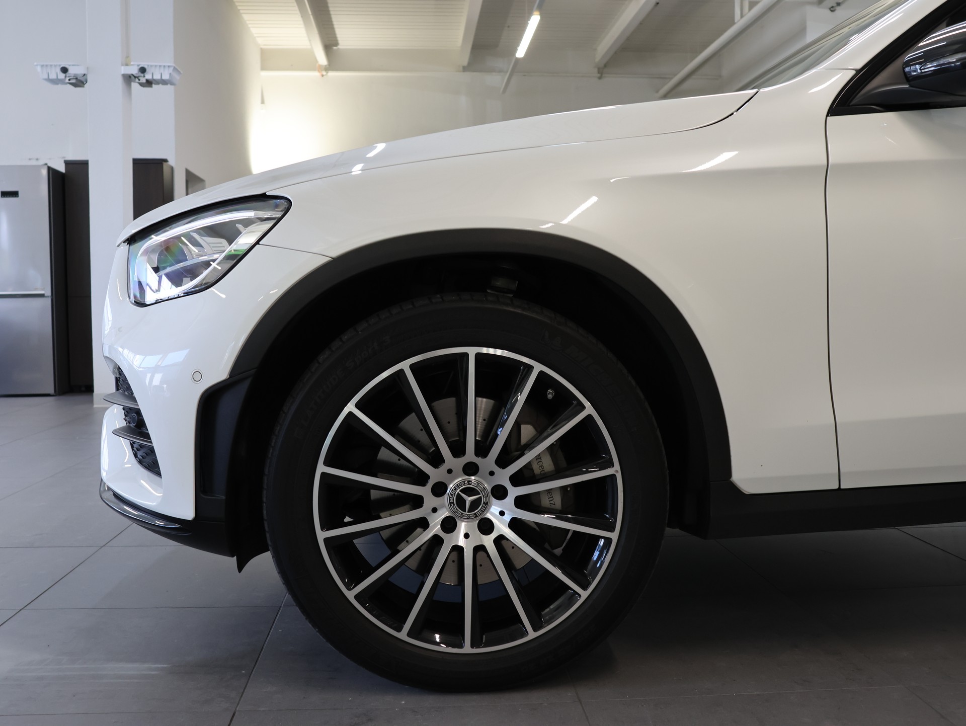 MERCEDES-BENZ GLC Coupé 220 d AMG Line 4Matic 9G-Tronic-image-8