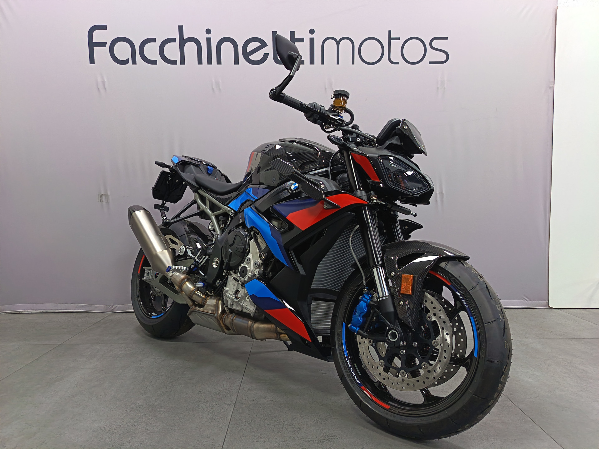 BMW M 1000 R M Track Paket-image-1
