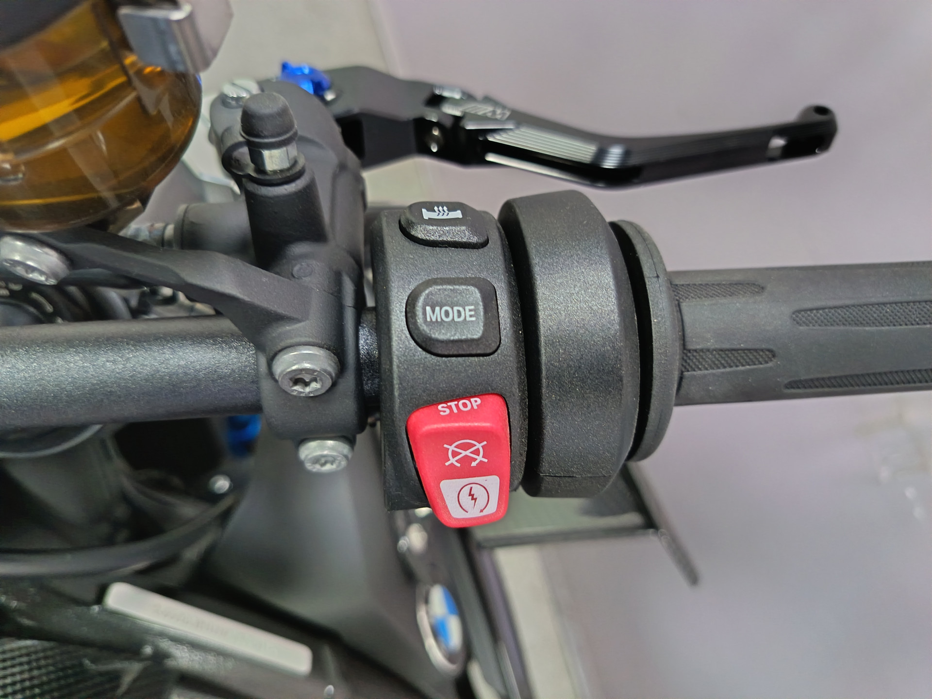 BMW M 1000 R M Track Paket-image-7