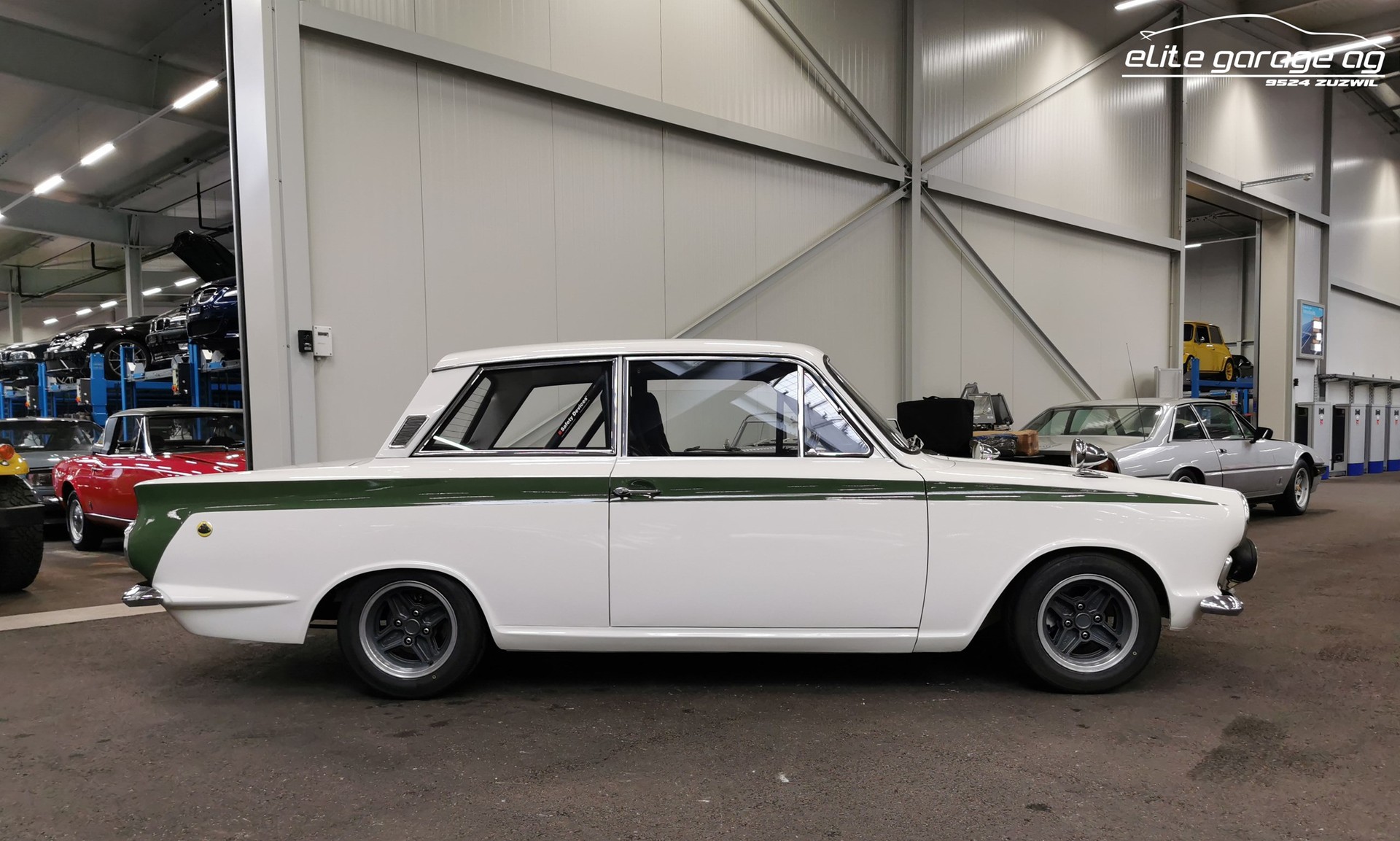 FORD CORTINA Lotus-image-4