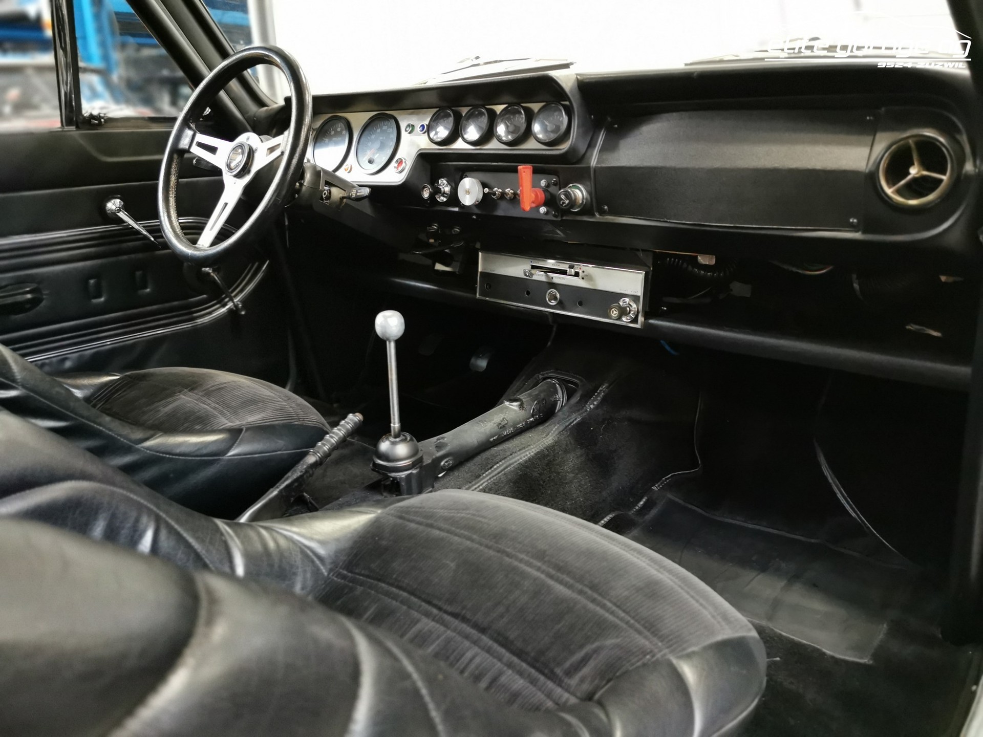 FORD CORTINA Lotus-image-14