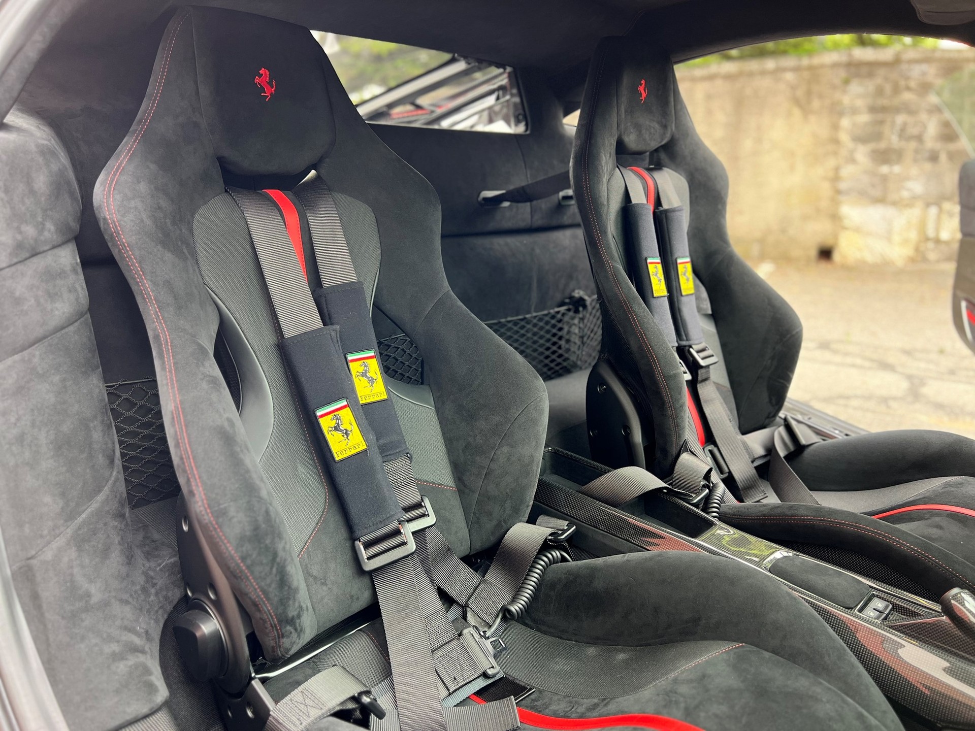 FERRARI 488 Pista 3.9 V8-image-6