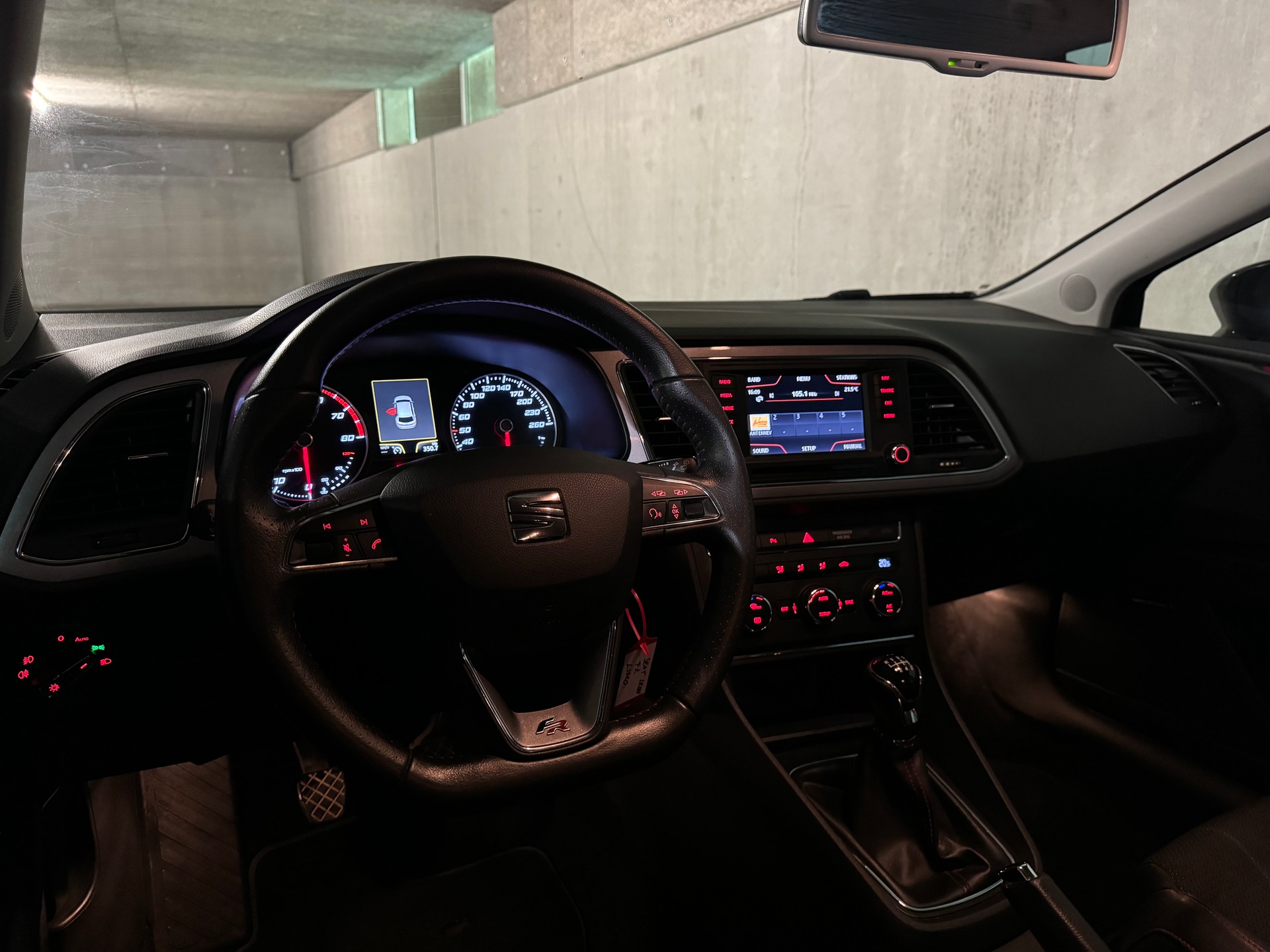 SEAT Leon SC 1.8 TSI FR Viva-image-20