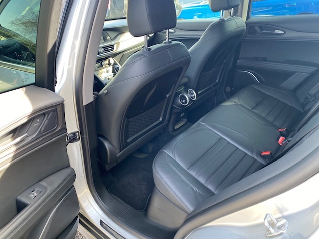 ALFA ROMEO Stelvio 2.2 JTDM Executive Q4 Automatic-image-4