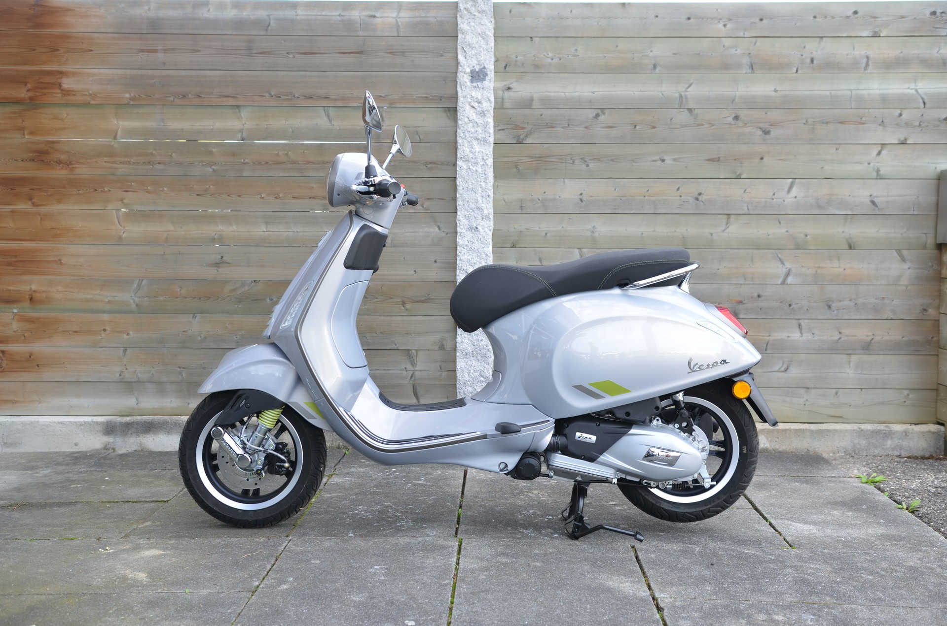 PIAGGIO Vespa 125 Primavera Tech Euro 5+-image-1