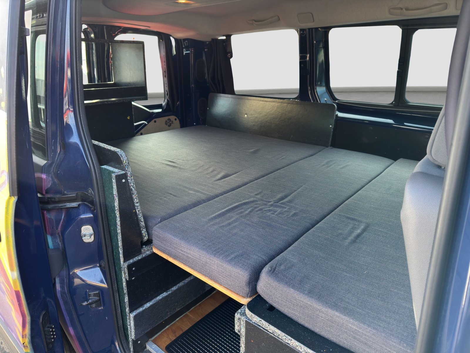PEUGEOT Expert Tepee 2.0 HDi Confort L1-image-11