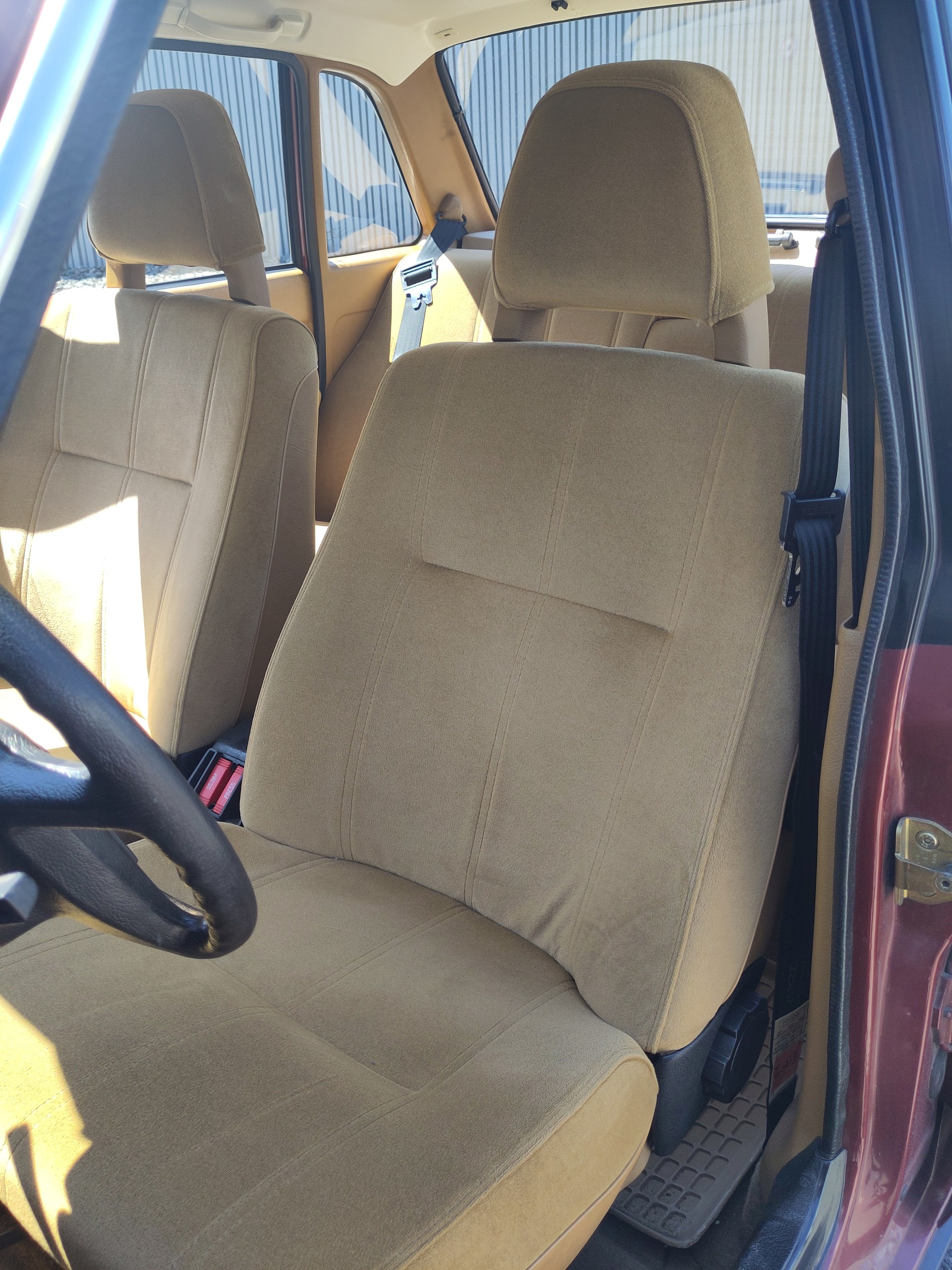 VOLVO 240 2.3 GL-image-6